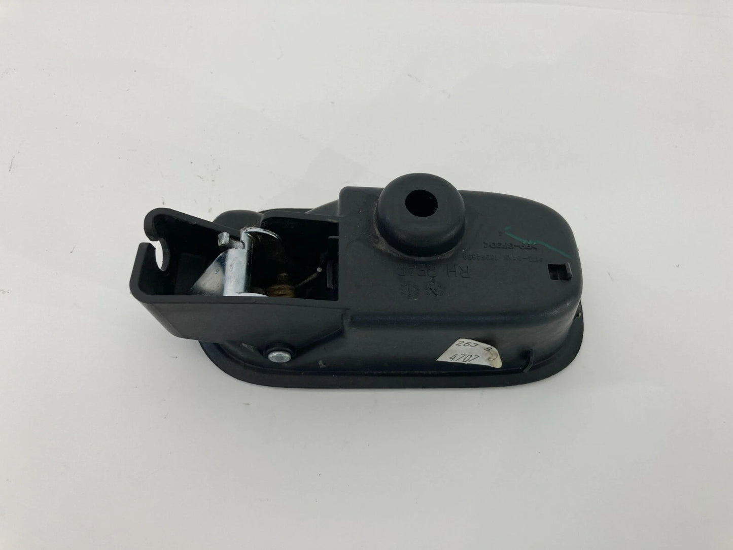 2007-2009 SATURN AURA REAR RIGHT PASSENGER INNER DOOR HANDLE ASSEMBLY 15264359