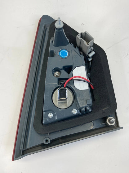 2013-2016 FORD FUSION REAR RIGHT SIDE INNER TAIL LIGHT DS73-13A602-AF OEM