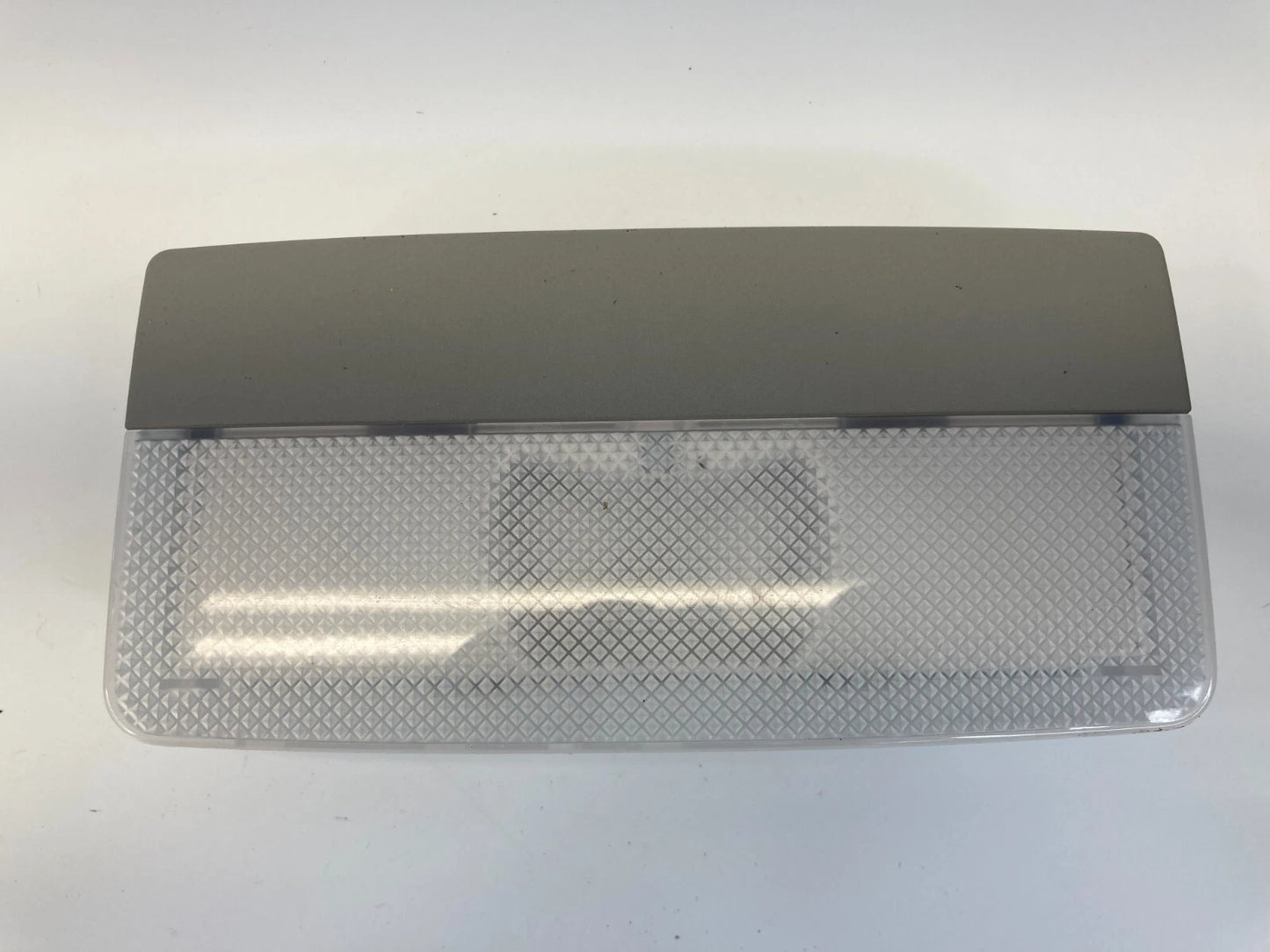 2011-2017 GMC TERRAIN REAR BACK TRUNK CARGO INTERIOR COURTESY LIGHT LAMP ASSY