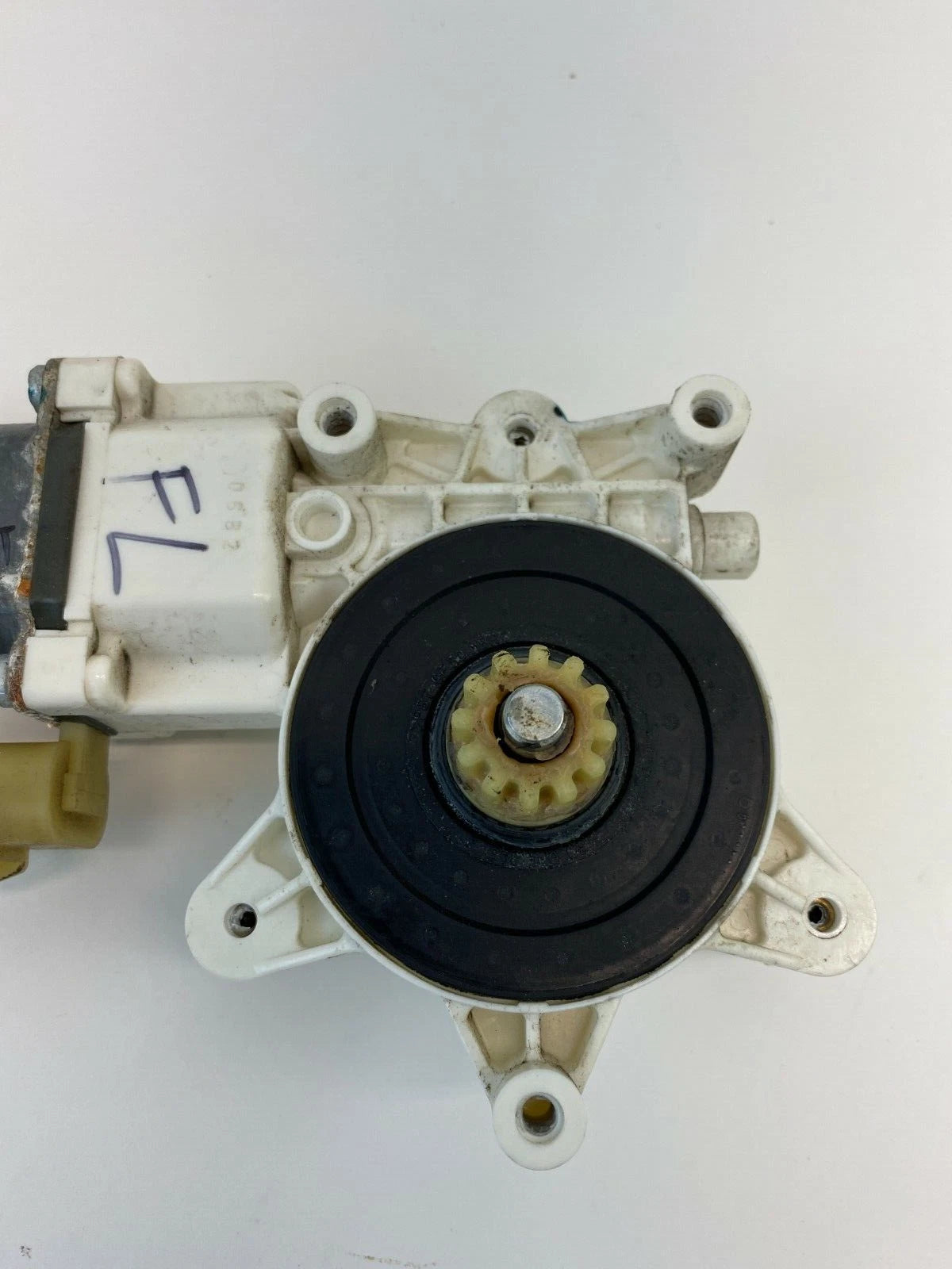 2006-2013 CHEVROLET IMPALA FRONT LEFT DRIVER SIDE WINDOW MOTOR 0130822260 OEM