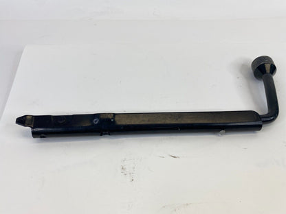 10-17 Chevrolet Equinox GMC Terrain Emergency Spare Tire Jack & Tool 13590429