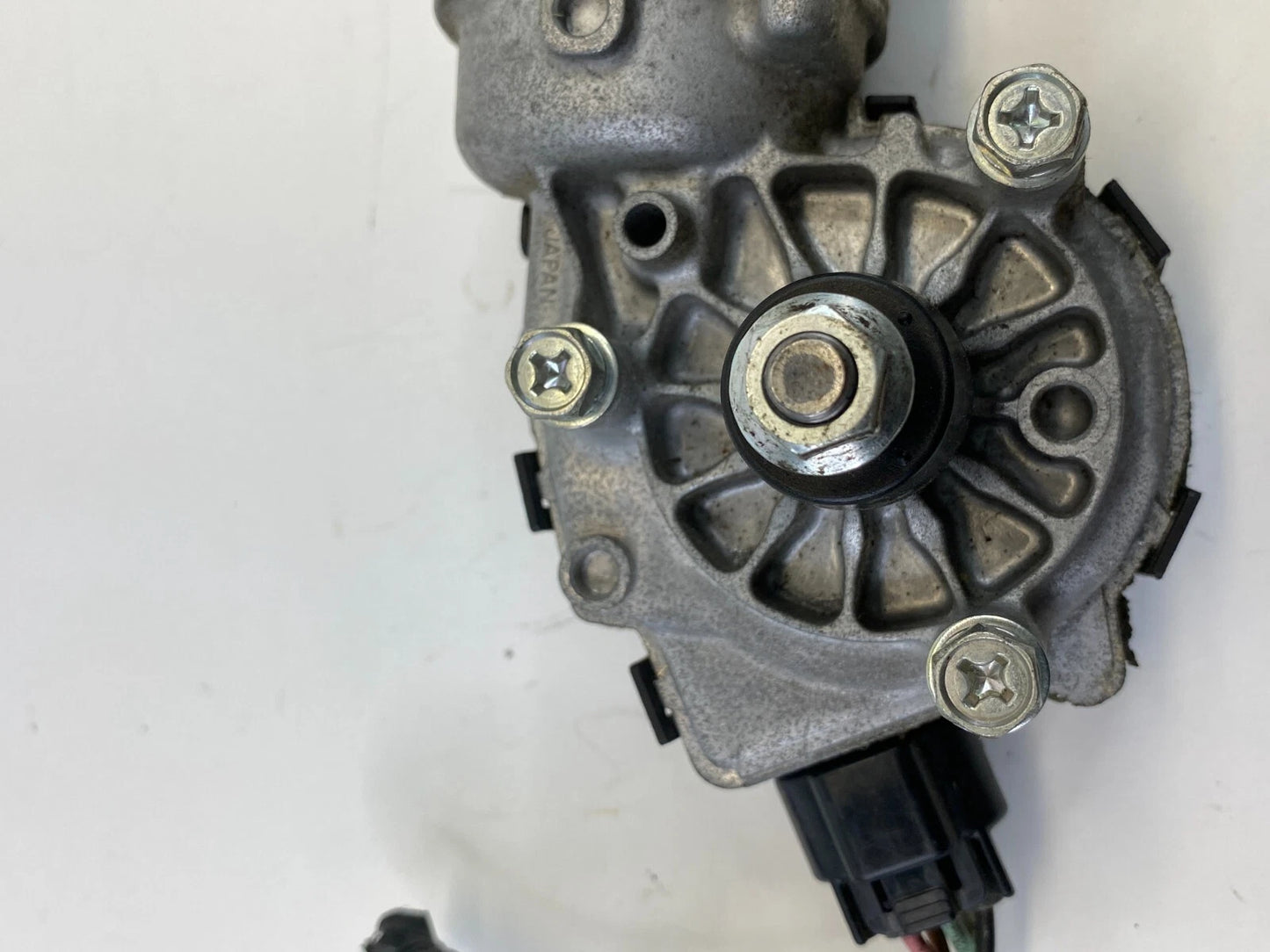 2007-2012 LEXUS ES350 SEDAN FRONT WINDSHIELD WIPER MOTOR ASSEMBLY 85110-33330