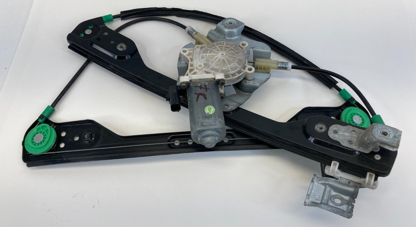 2005-2008 Dodge Magnum Front Right Side Door Window Motor w/ Regulator OEM