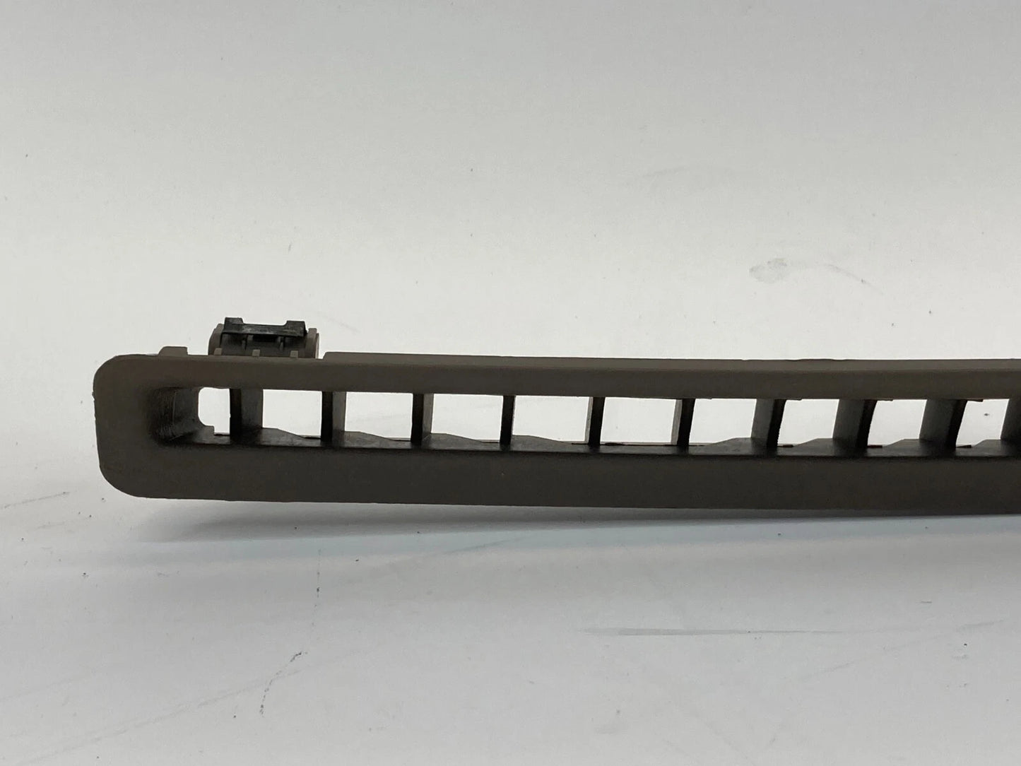1999-2003 ACURA TL LEFT SIDE DASH DEFROSTER VENT GRILLE 77466-S0K-A010 OEM