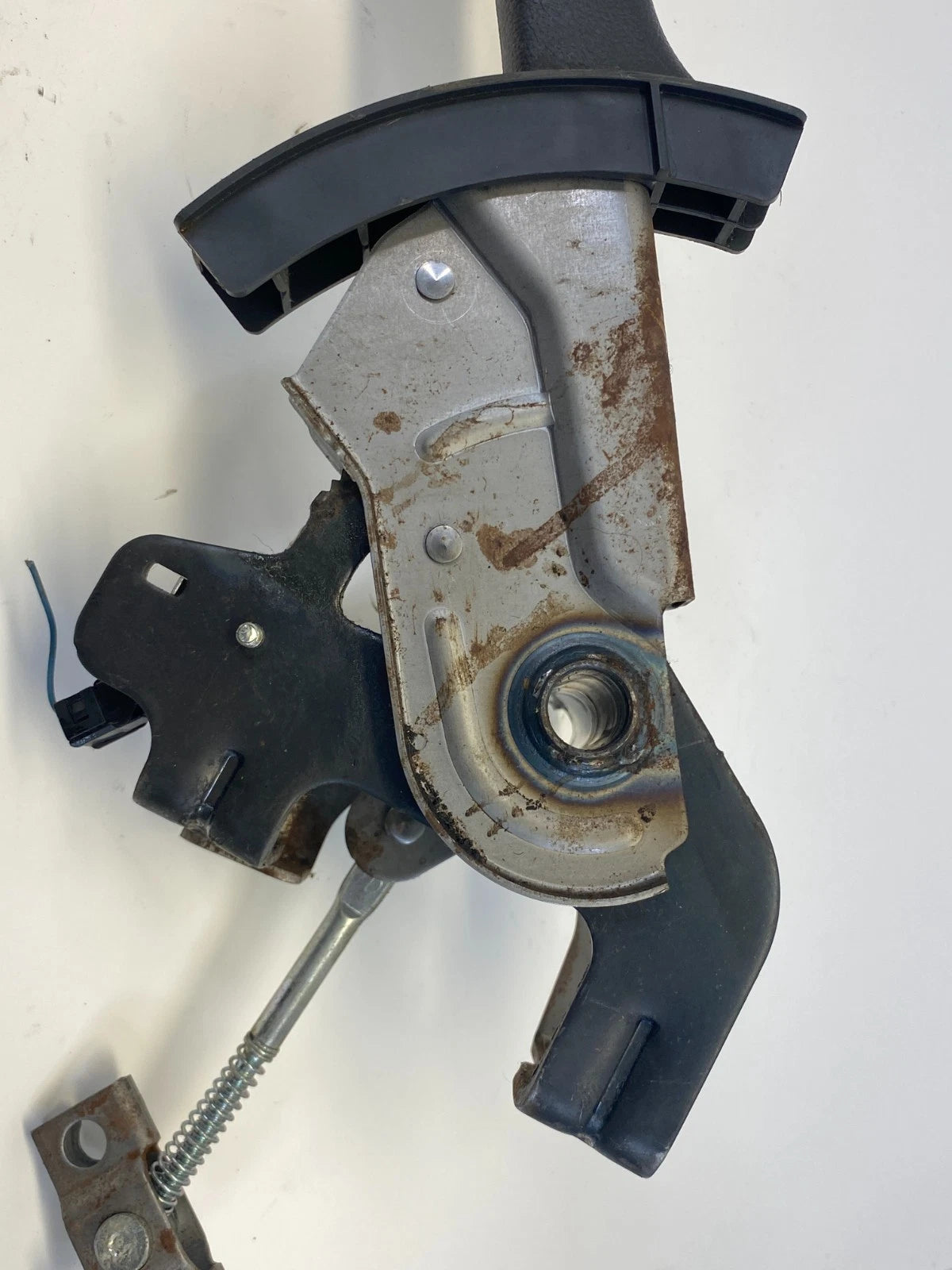 2010-2013 KIA FORTE EMERGENCY HAND PARKING BRAKE CONTROL LEVER MECHANISM OEM