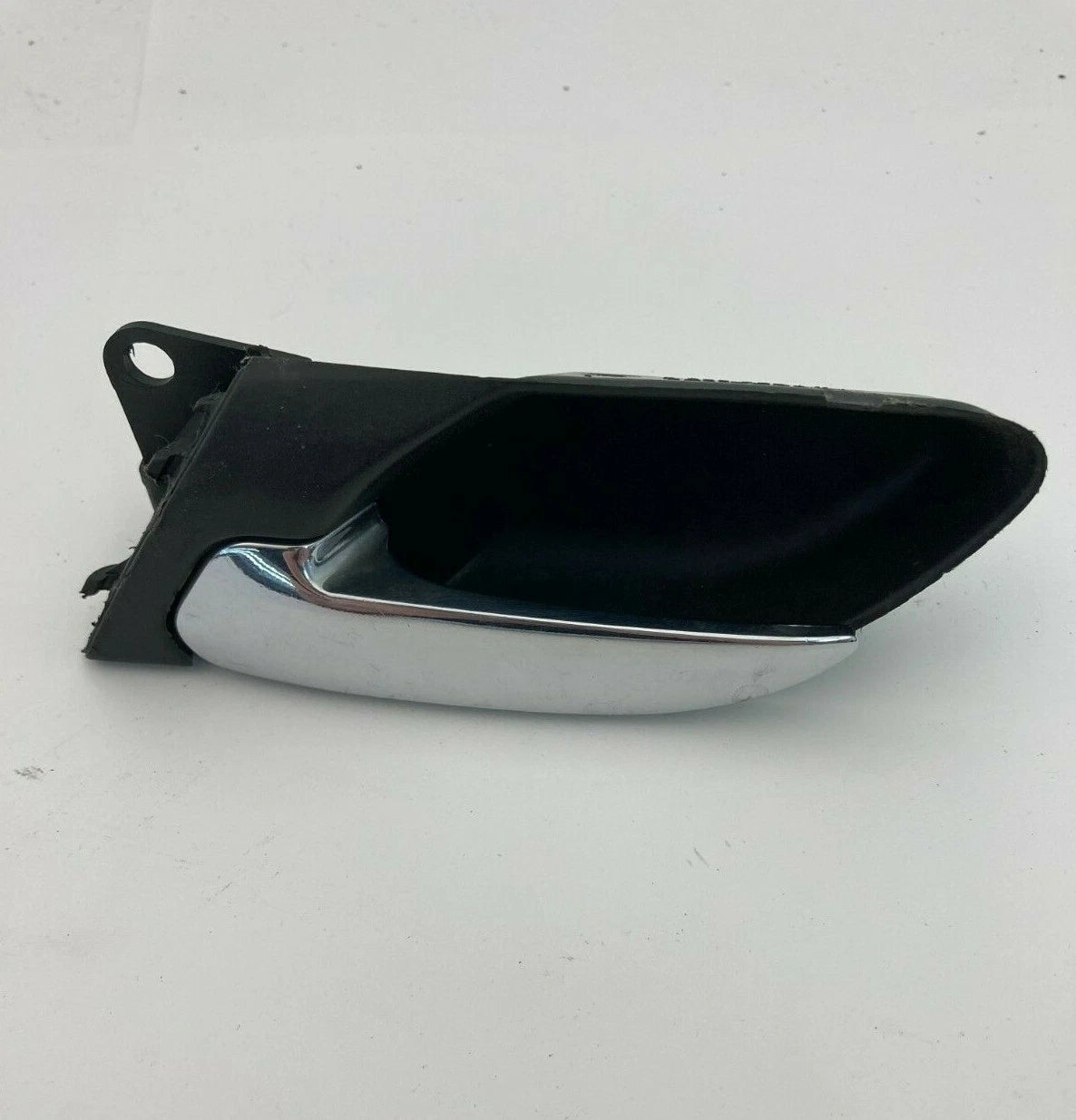 2001-2005 BMW 325I 325XI 330I 330XI SEDAN LEFT INTERIOR INNER DOOR HANDLE OEM