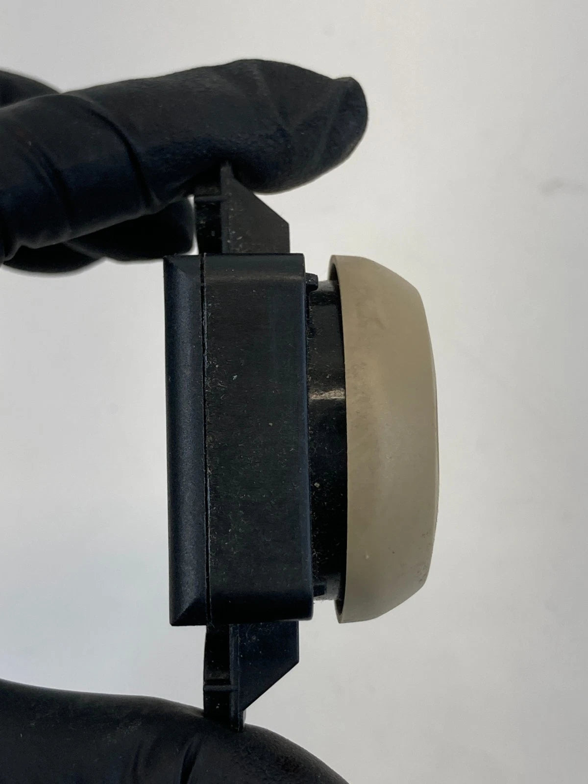 2005-2008 AUDI A4 QUATTRO DRIVER LEFT SIDE LUMBAR SUPPORT SWITCH 8E0959777B OEM