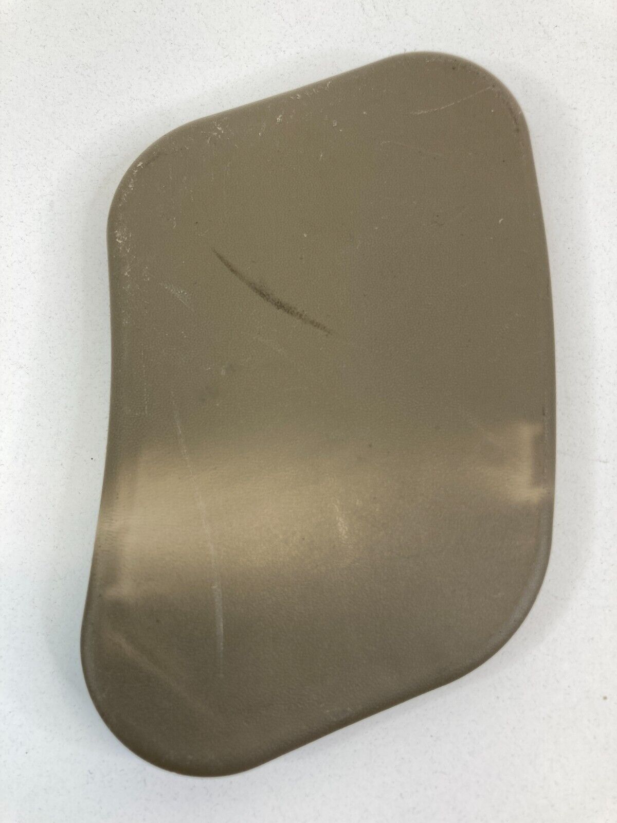 2000-2004 Subaru Outback Rear Left Access Tailgate Lamp Cap Cover 994067AE150