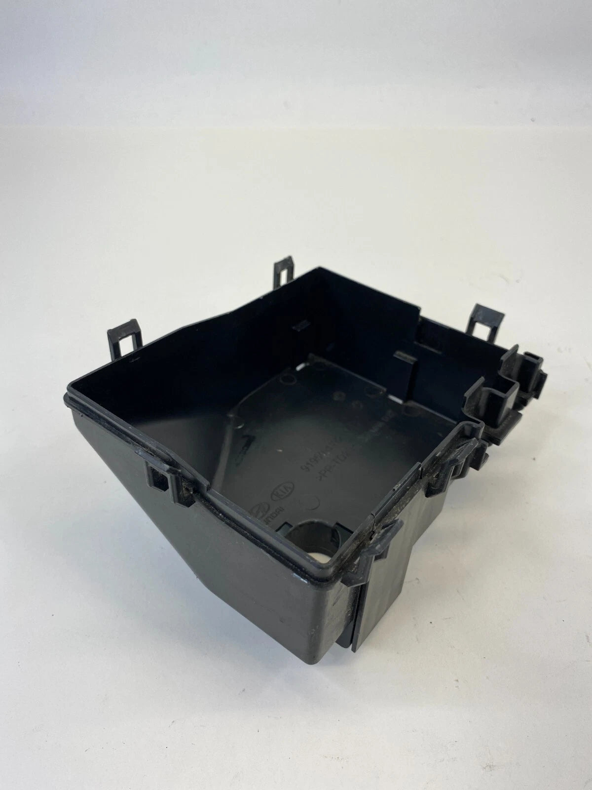 2012 2013 KIA RIO 1.6L LOWER FUSE RELAY BOX FUSEBOX COVER 91950-1W210 OEM