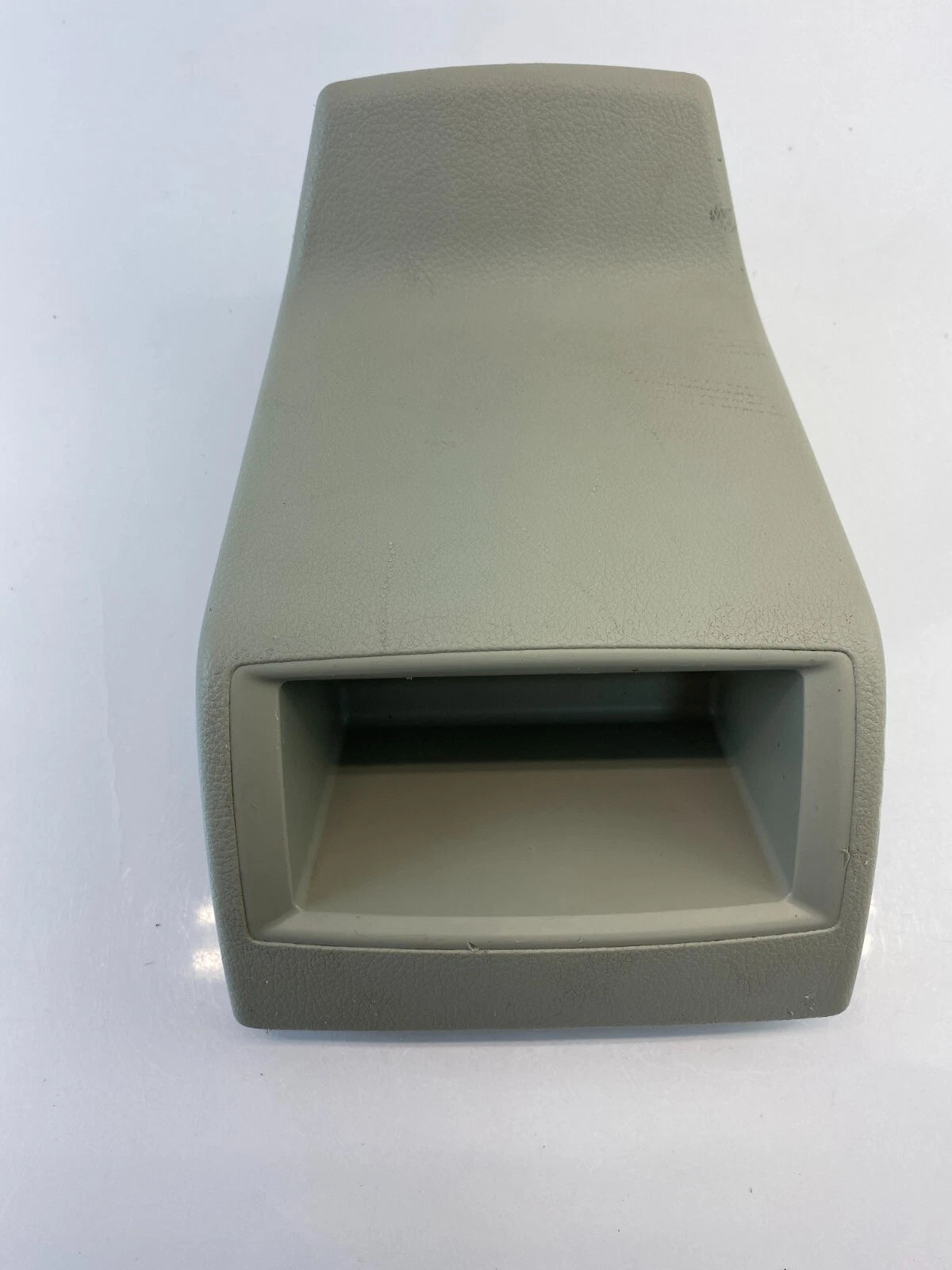 2010-2014 SUBARU LEGACY CENTER CONSOLE REAR BACK PANEL COVER TRIM 92136AJ00A OEM