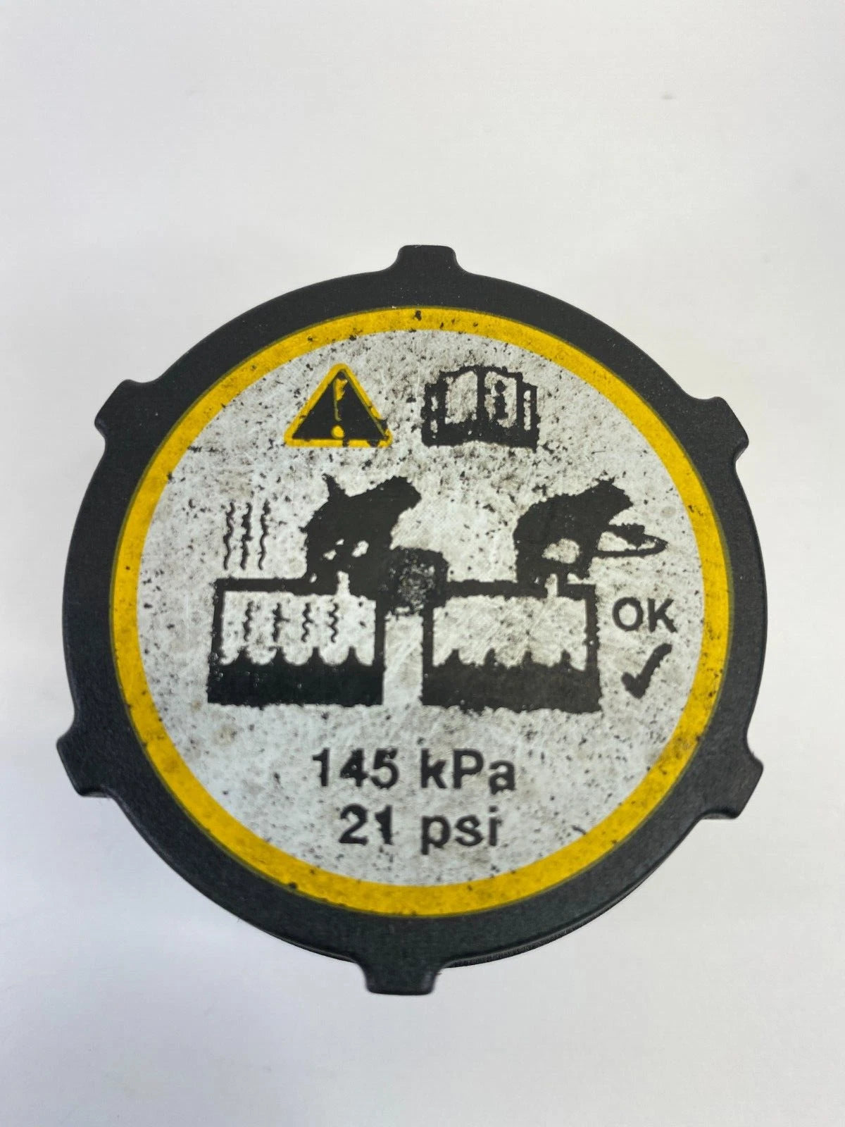 2013-2018 FORD ESCAPE 1.6L RADIATOR COOLANT OVERFLOW RESERVOIR TANK CAP COVER