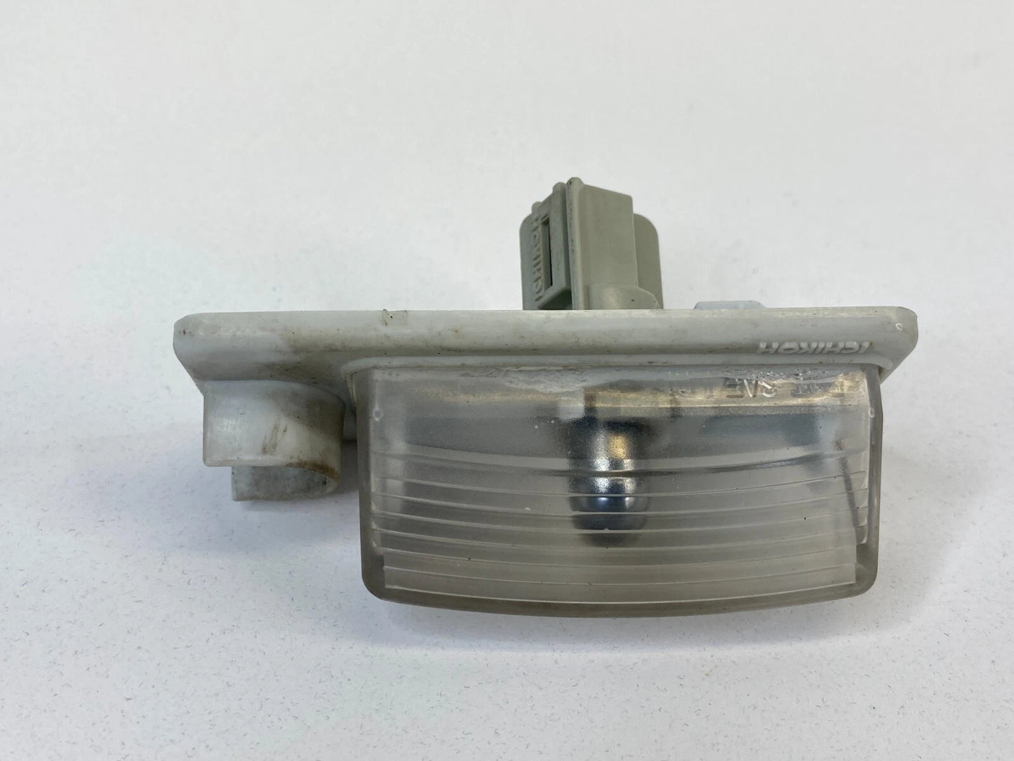 07-13 NISSAN ALTIMA 07-14 MAXIMA SD REAR LICENSE PLATE LIGHT LAMP ASSEMBLY OEM