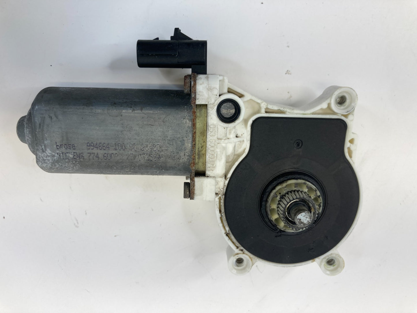 2005-2008 Dodge Magnum Front Left Side Door Window Motor Assembly 0536009901