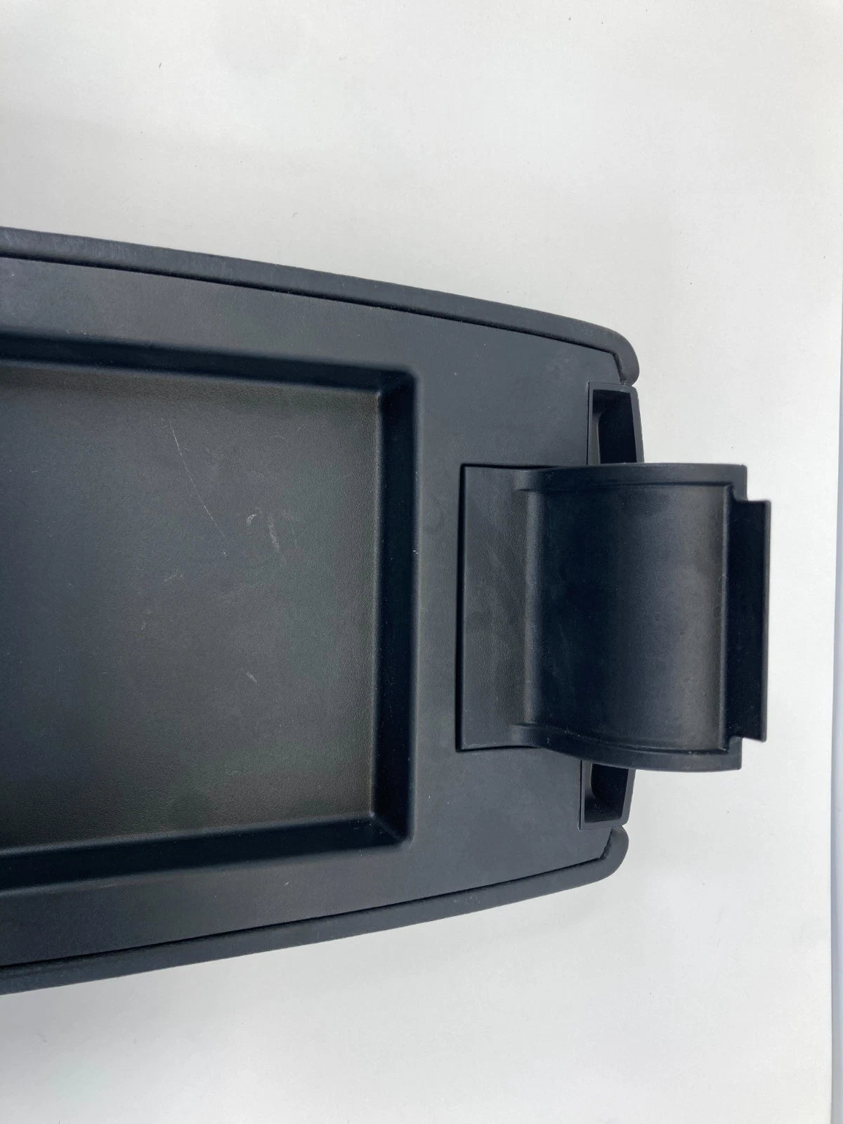 2010-2013 MAZDA 3 CENTER CONSOLE MIDDLE INTERIOR STORAGE BOX PAD ARMREST LID OEM