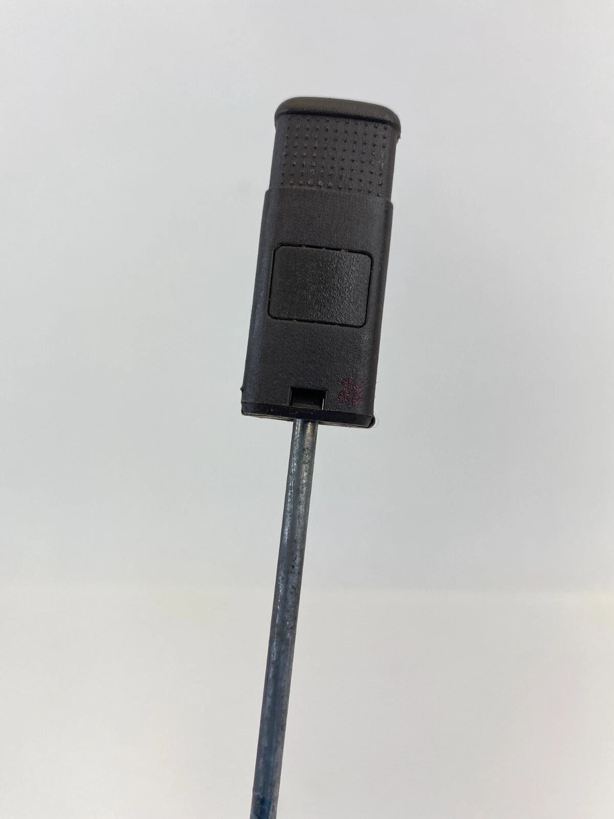 2008-2017 BUICK ENCLAVE PASSENGER SIDE REAR DOOR MANUAL LOCKING ROD OEM