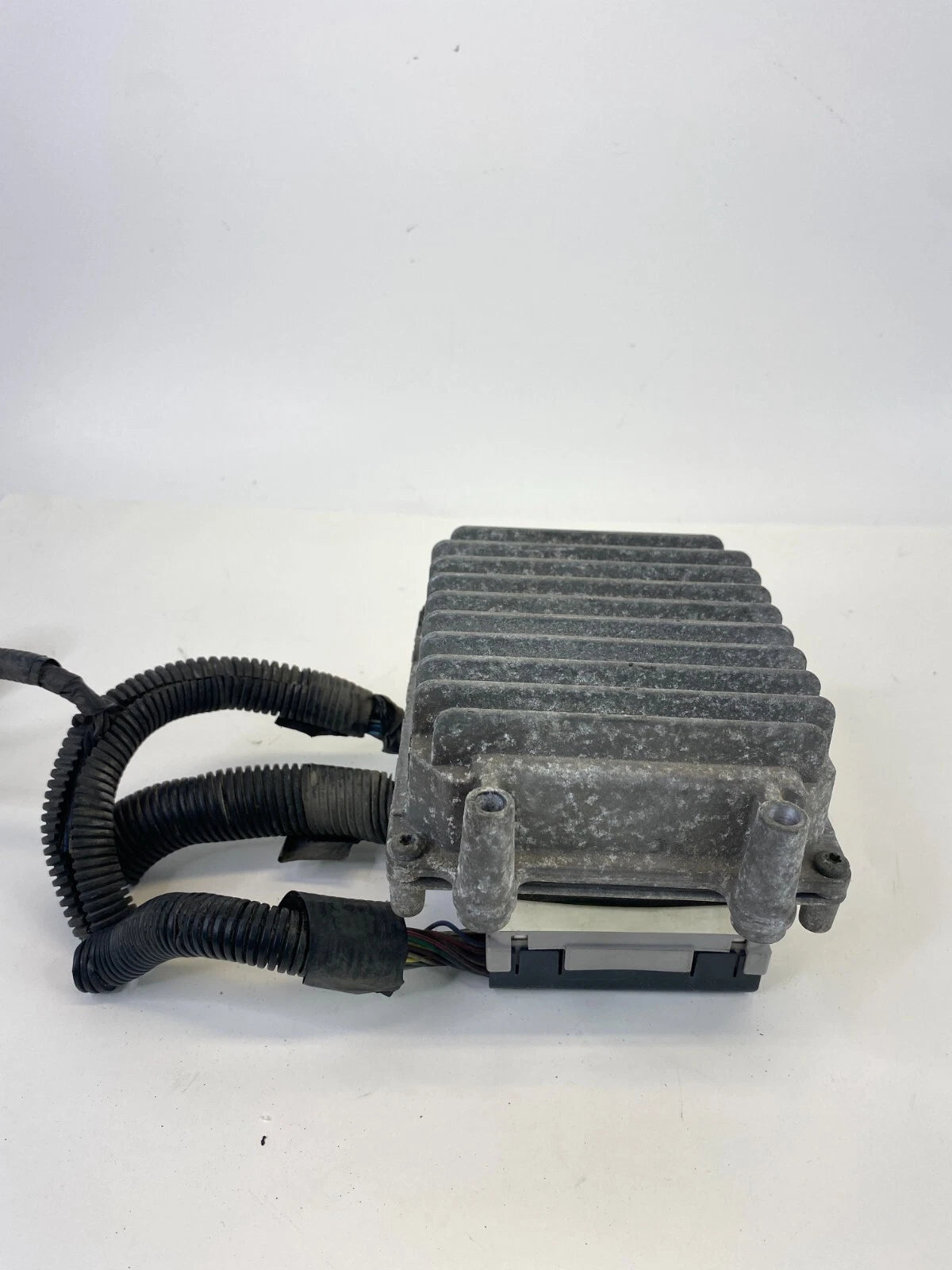 2003-2005 GMC ENVOY XL 4.2L ENGINE COMPUTER ECM ECU WITH WIRE 12574976 OEM