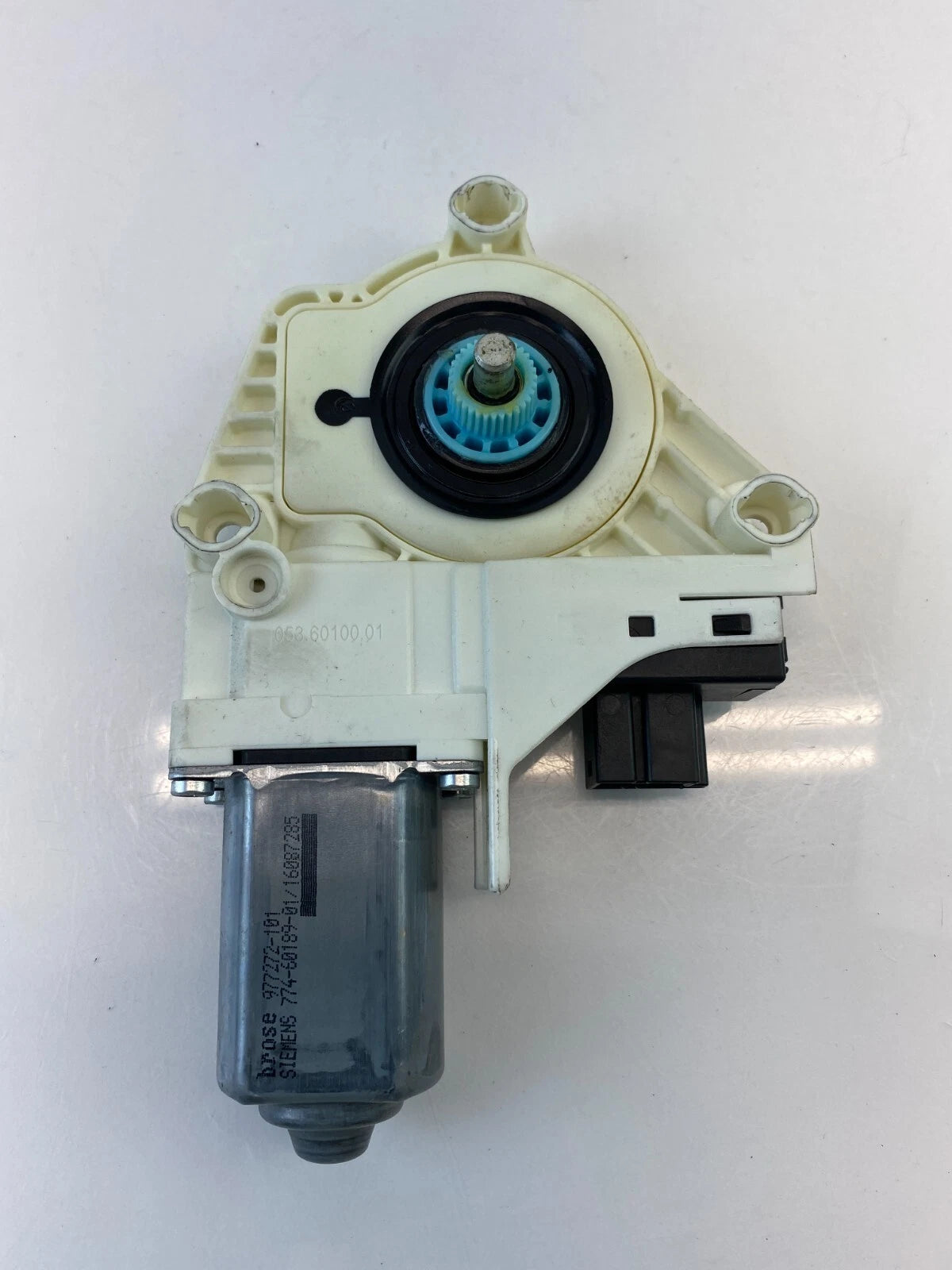 2007-2009 07-09 AUDI Q7 FRONT RIGHT PASSENGER SIDE DOOR POWER WINDOW MOTOR OEM