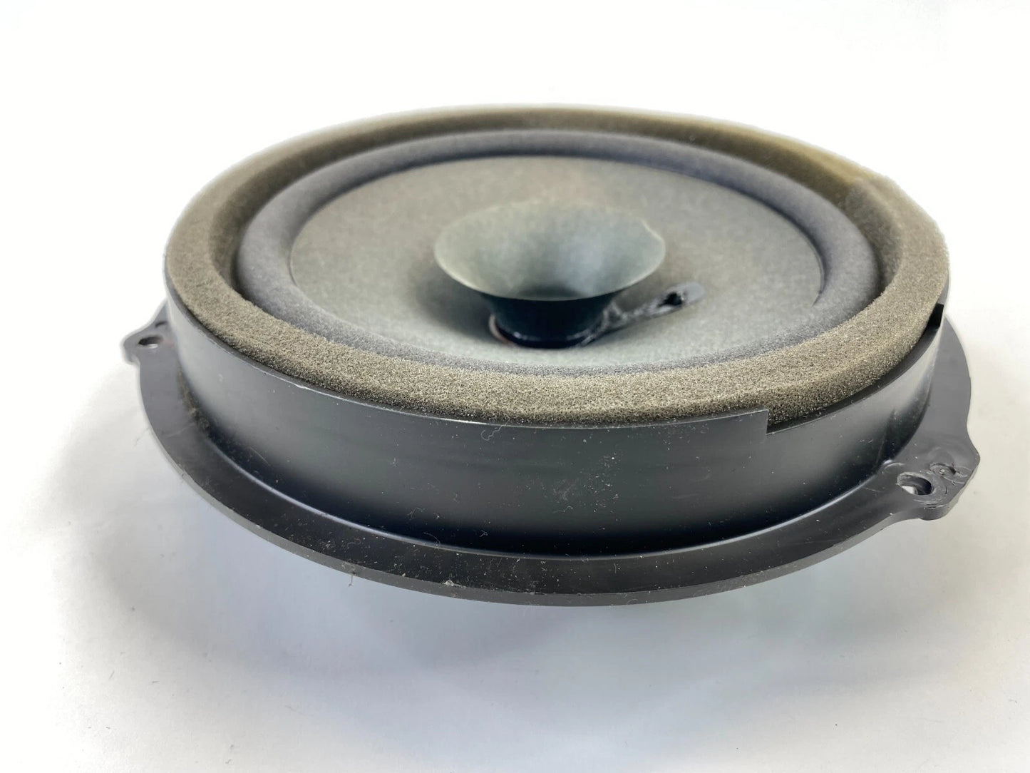 2011-2019 FORD FIESTA REAR RIGHT SIDE DOOR AUDIO SOUND SPEAKER 8A6T-18808-CC OEM