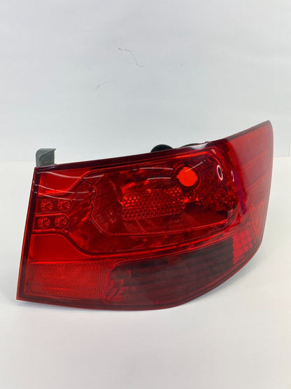 2010-2013 Kia Forte Sedan Rear Right Passenger Tail Light Outer Taillight Lamp