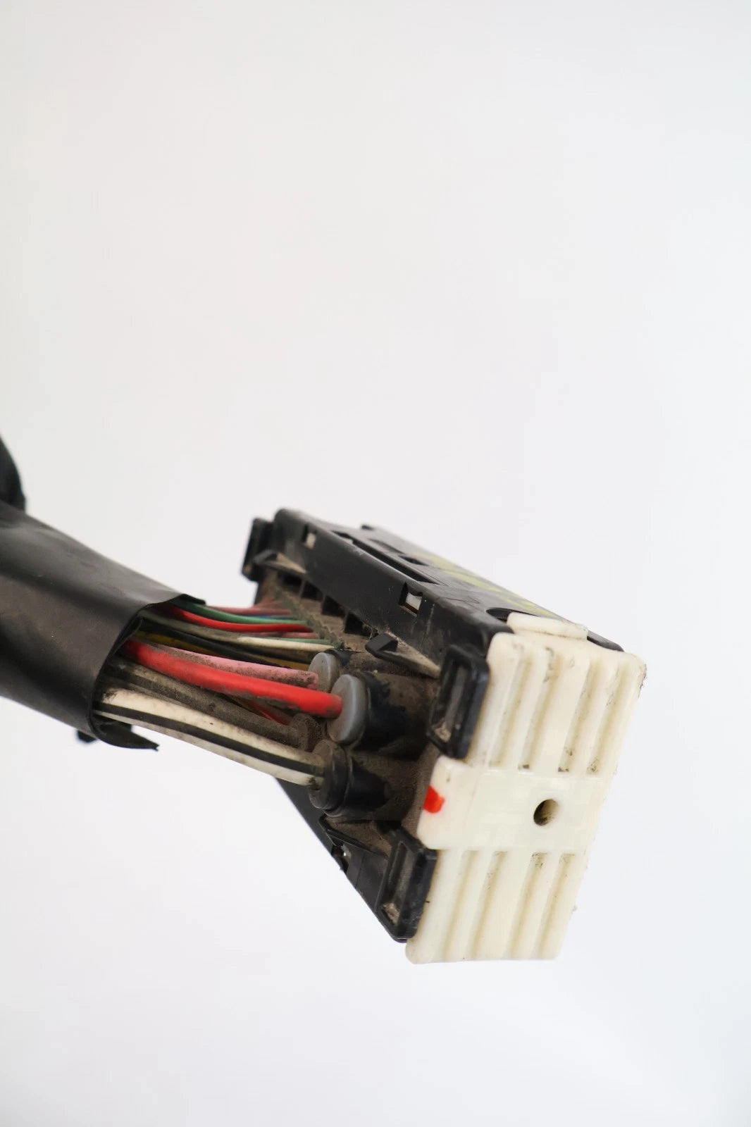 2004-2009 TOYOTA PRIUS 1.5L FWD ABS ANTI-LOCK BRAKE PUMP CABLE CONNECTOR OEM