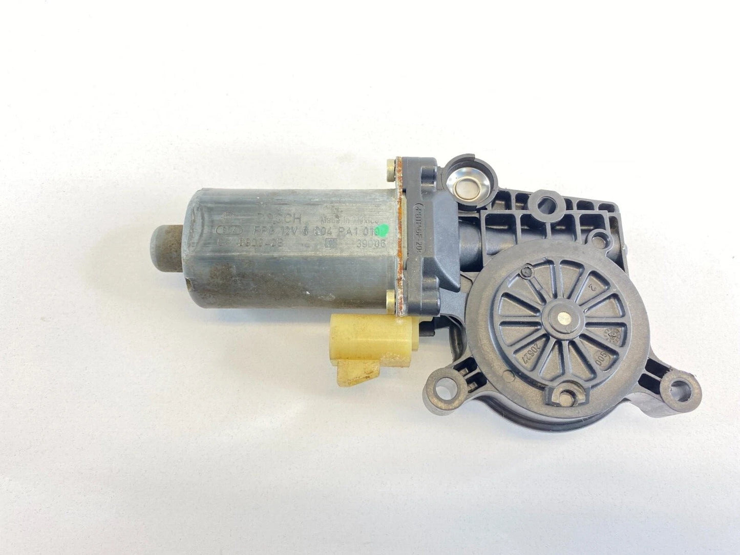 2000-2005 CHEVROLET IMPALA FRONT RIGHT SIDE DOOR POWER WINDOW MOTOR CM090940B