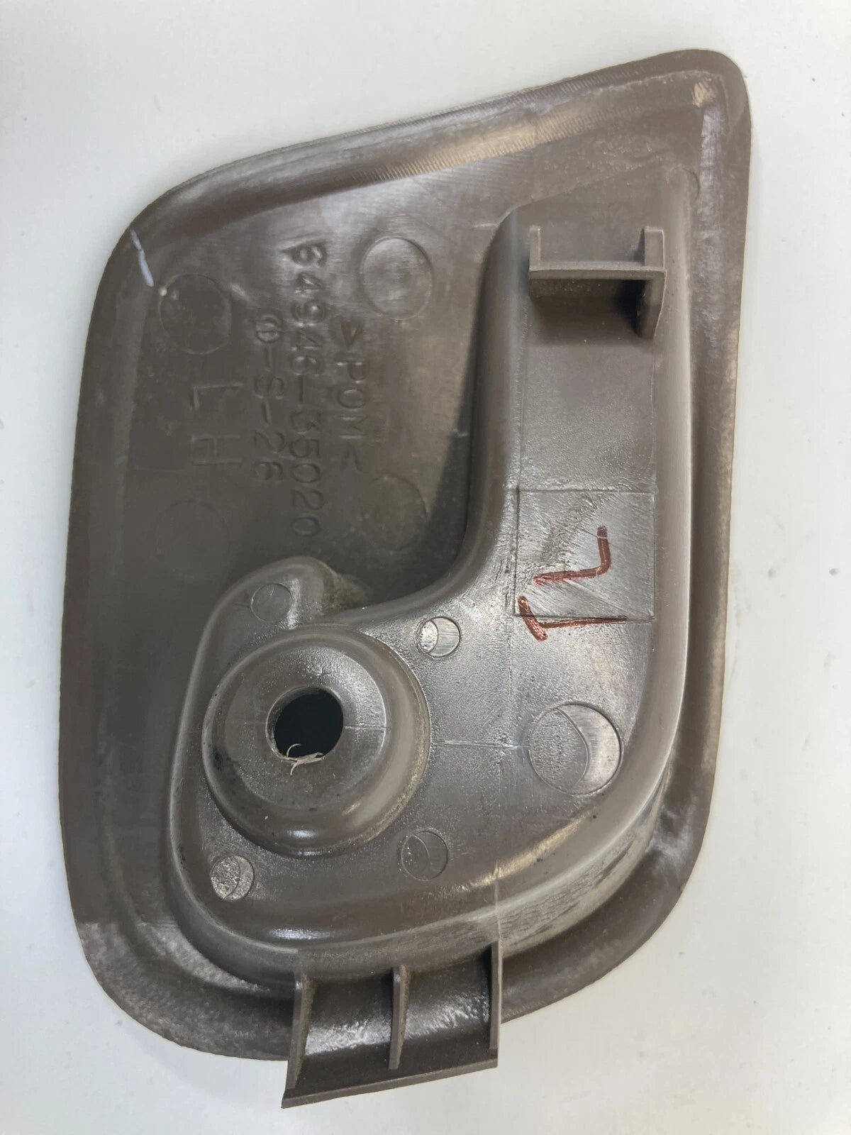 1996-2002 TOYOTA 4RUNNER REAR LEFT CARGO COVER HOOK HOLDER TRIM 64946-35020 OEM