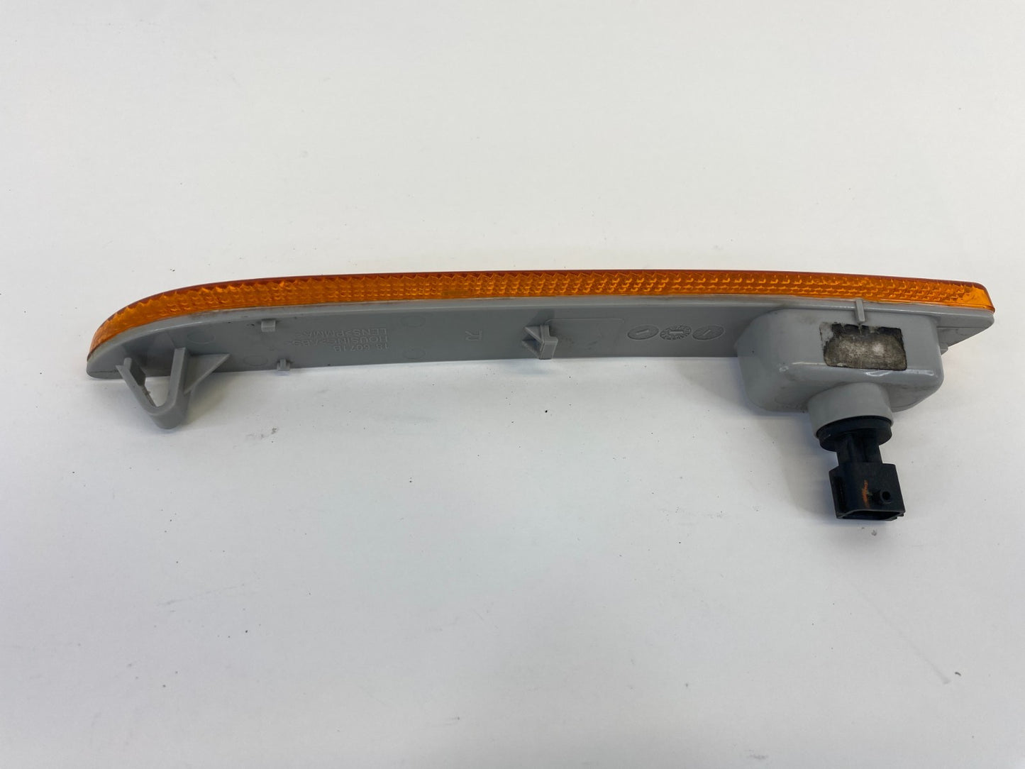 2003-2007 Saab 9-3 Front Right Passenger Bumper Side Marker Light Lamp OEM