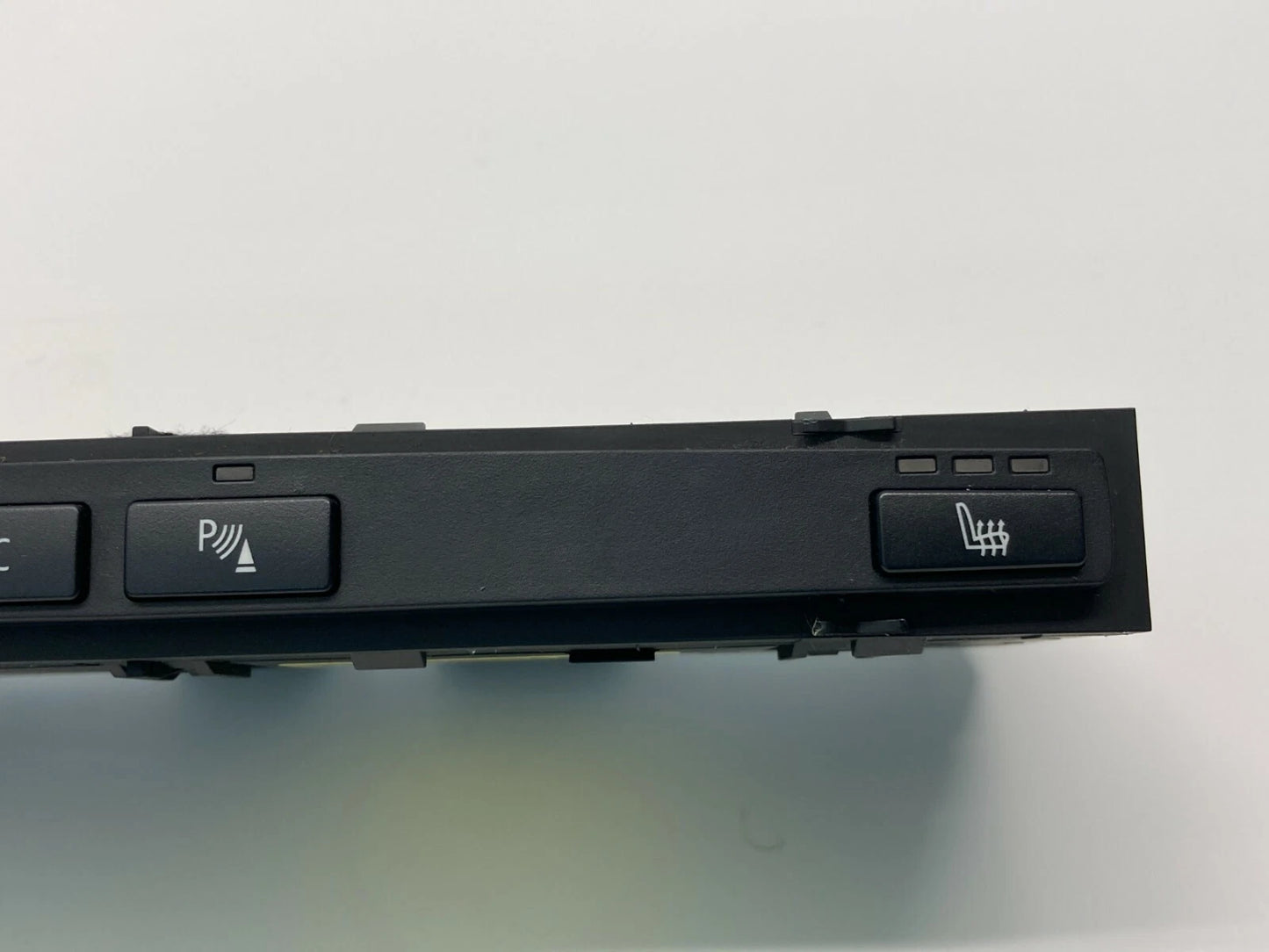 04-07 BMW 525I 530I CENTER CONSOLE HEATED DYNAMIC STABILITY CONTROL DSC SWITCH