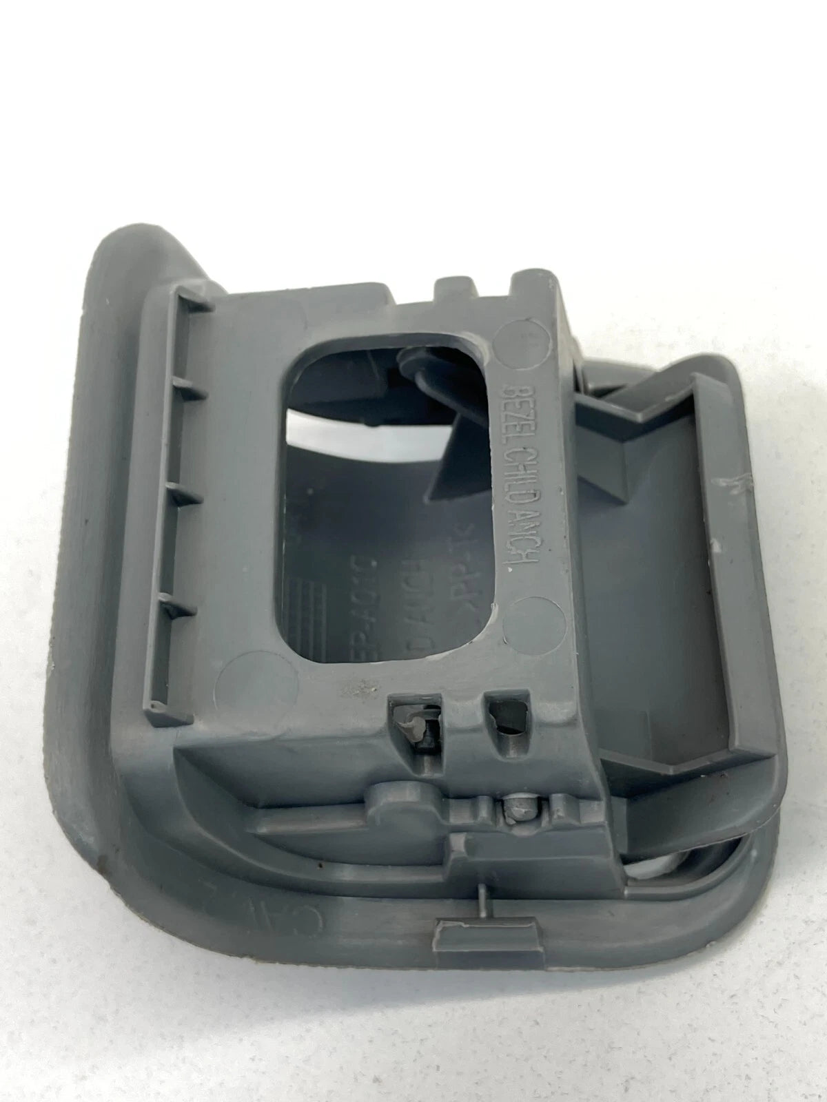 2004-2008 ACURA TL REAR SEAT CHILD ANCHOR COVER CAP TRIM 84501-SEP-A010 OEM