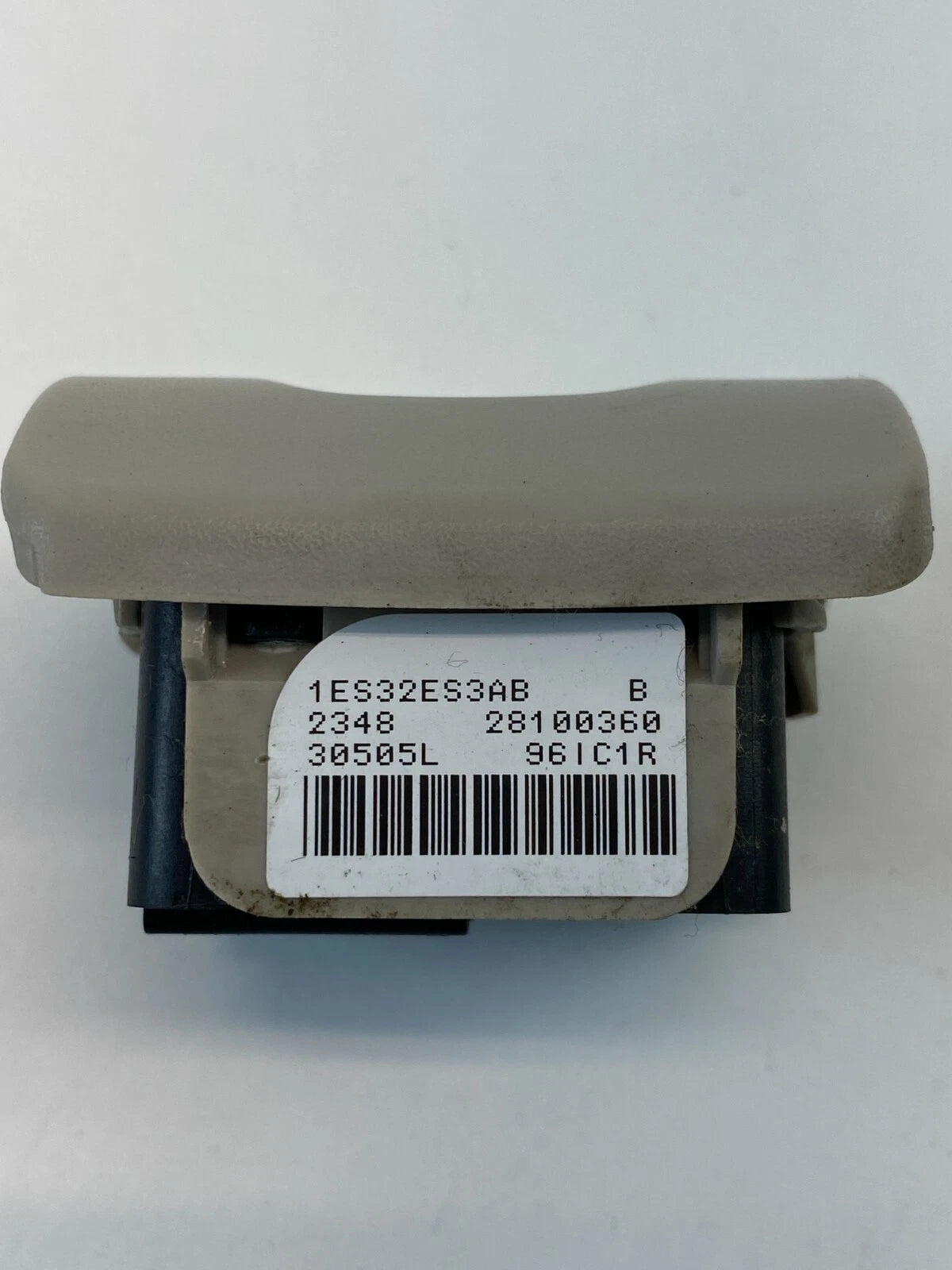 09-14 VW ROUTAN REAR RIGHT POWER SLIDING DOOR CONTROL SWITCH BUTTON 1ES32ES3AB