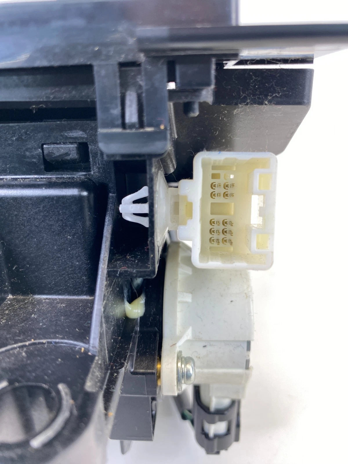 10-15 TOYOTA PRIUS AUTOMATIC TRANSMISSION SHIFT SHIFTER LEVER HANDLE 75C583-LHD