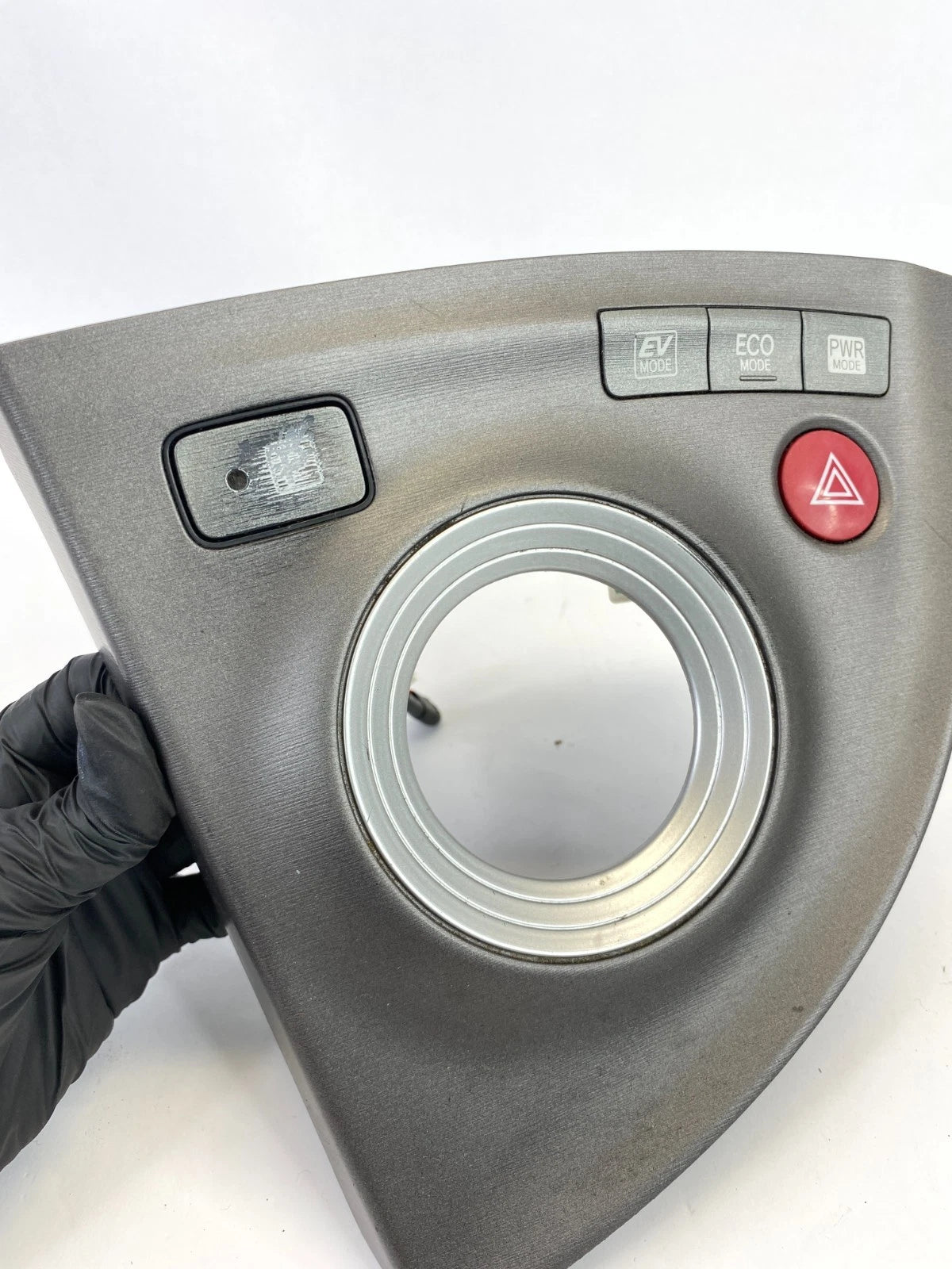 10-15 TOYOTA PRIUS 1.8L GEAR SHIFTER TRIM PANEL BEZEL W/ SWITCH 55404-47020 OEM
