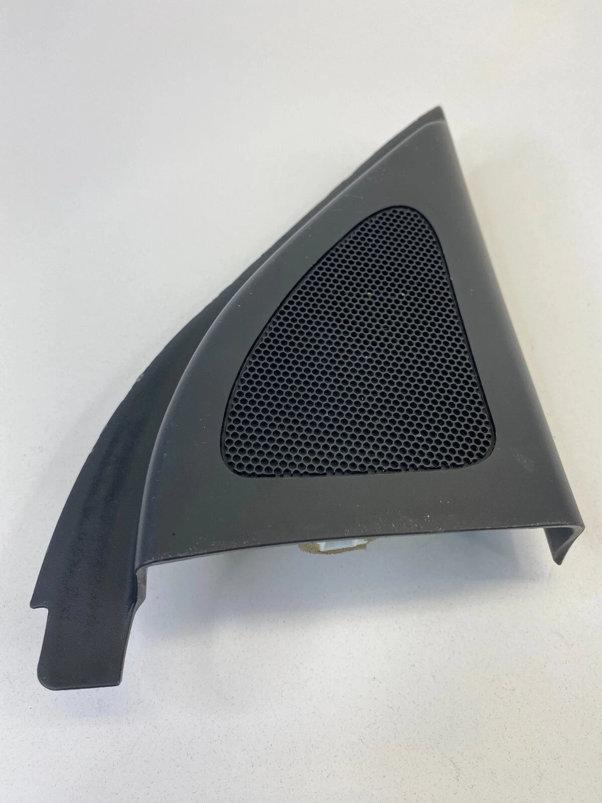 2010-2013 KIA FORTE FRONT RIGHT PASSENGER TWEETER SPEAKER W/ COVER TRIM OEM