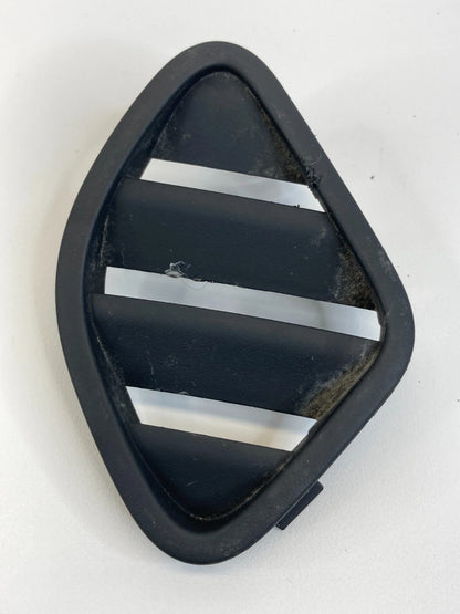 2013-2015 CHEVROLET MALIBU RIGHT SIDE DASH AC AIR VENT DEFROSTER GRILLE 20758339