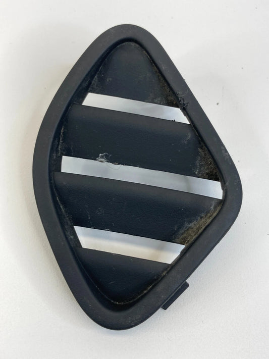 2013-2015 CHEVROLET MALIBU RIGHT SIDE DASH AC AIR VENT DEFROSTER GRILLE 20758339