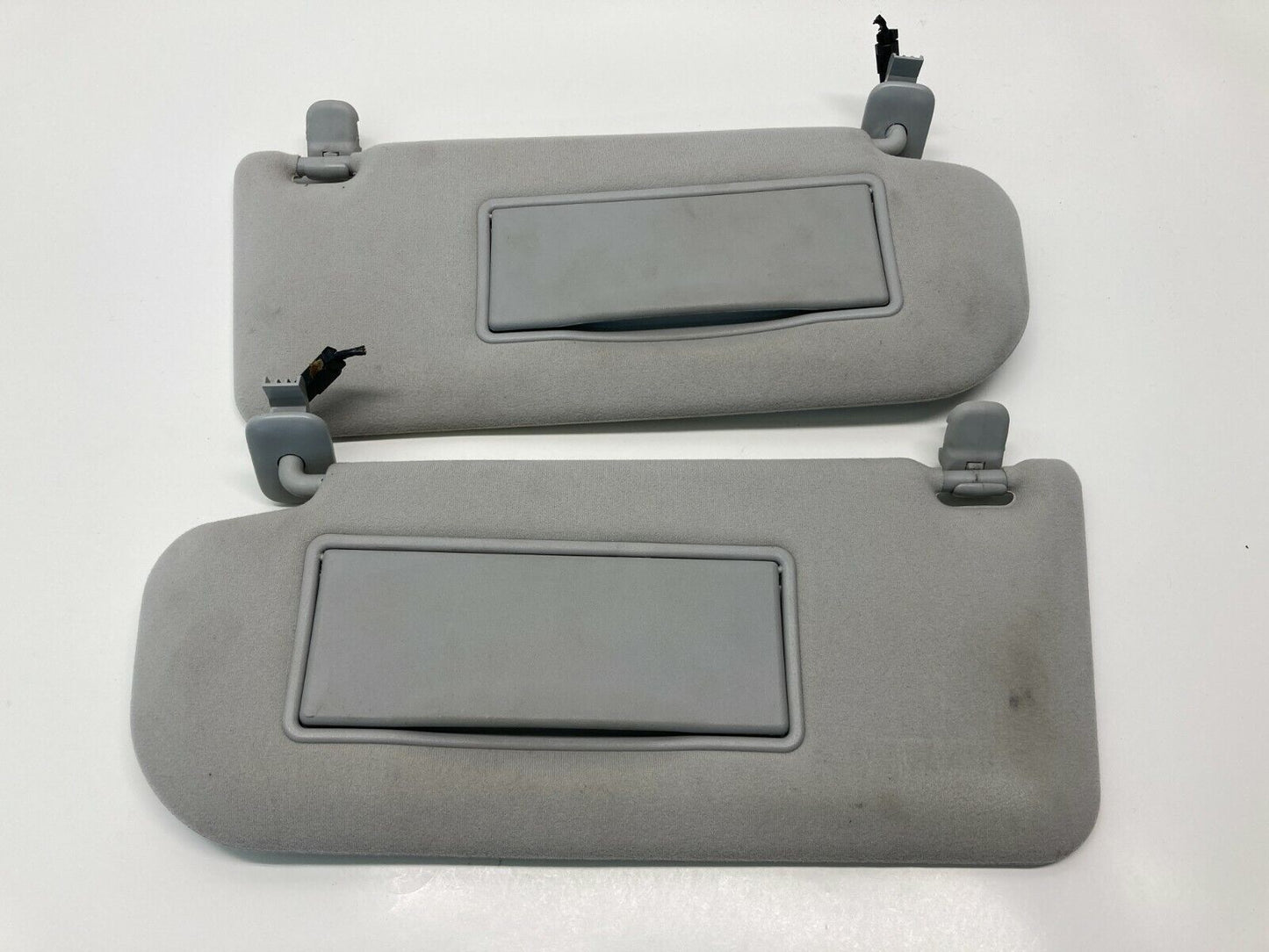 2005 2006 Mazda 6 Left & Right Pair Sunvisor Set Sun Visor Shade Gray OEM