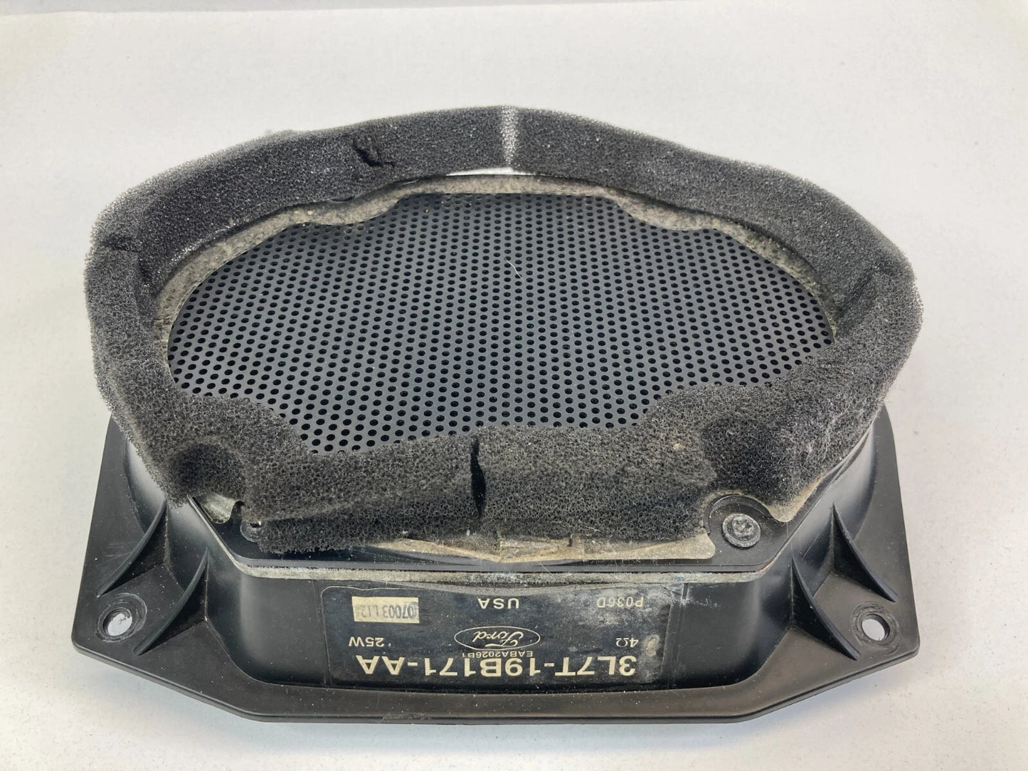 2002-2006 LINCOLN NAVIGATOR FRONT LEFT DOOR AUDIO SPEAKER FR LH YF1F-18808-AC