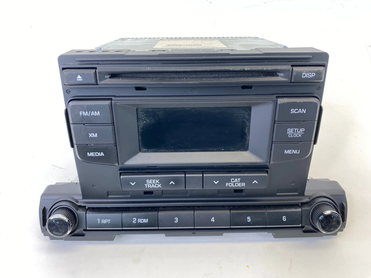 2017 2018 HYUNDAI ELANTRA RADIO AM FM CD PLAYER RECEIVER 96170-F2100-UAT OEM