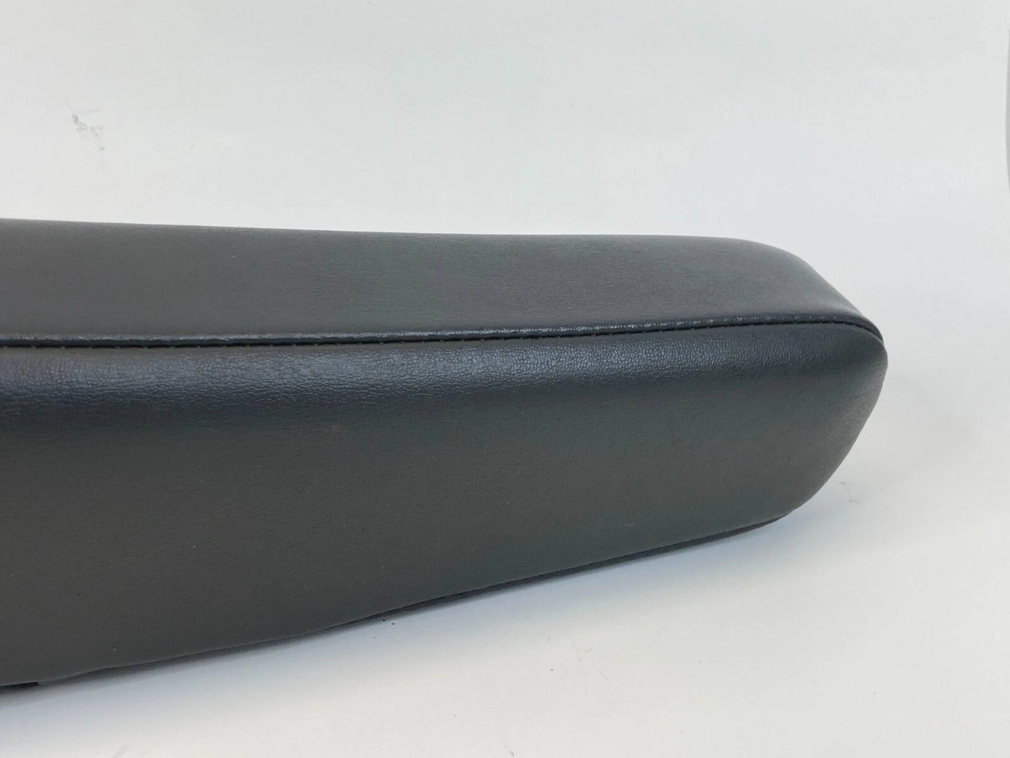 2013-2015 CHEVROLET SPARK 2014-2016 SPARK EV FRONT SEAT ARMREST ARM REST OEM