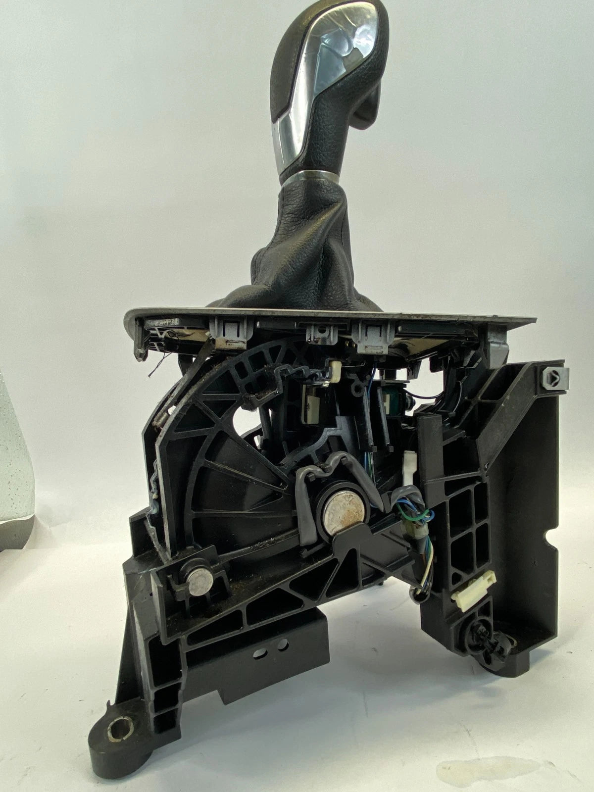 2012-2014 FORD FOCUS A/T FLOOR GEAR SHIFTER LEVER ASSY BV6P7K004-LD3JA6 OEM