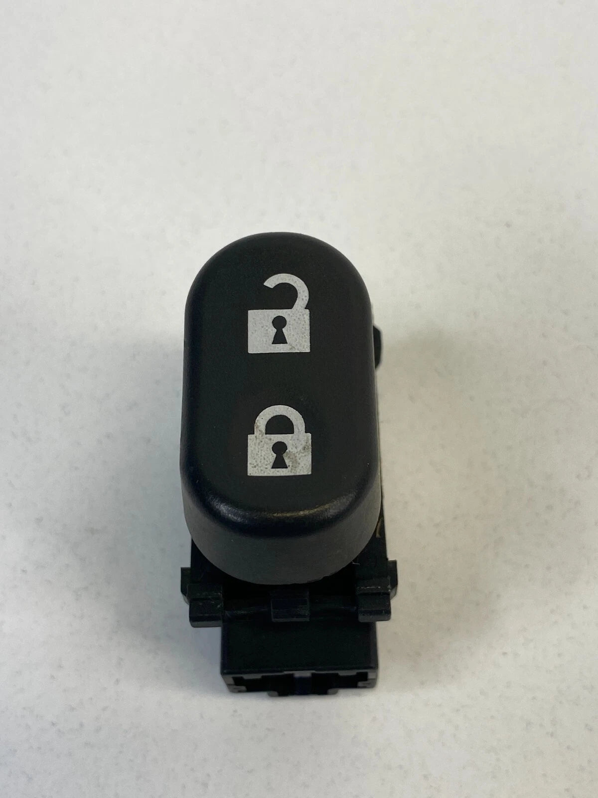 06-09 PONTIAC TORRENT 05-09 EQUINOX FRONT RIGHT SIDE DOOR LOCK CONTROL SWITCH