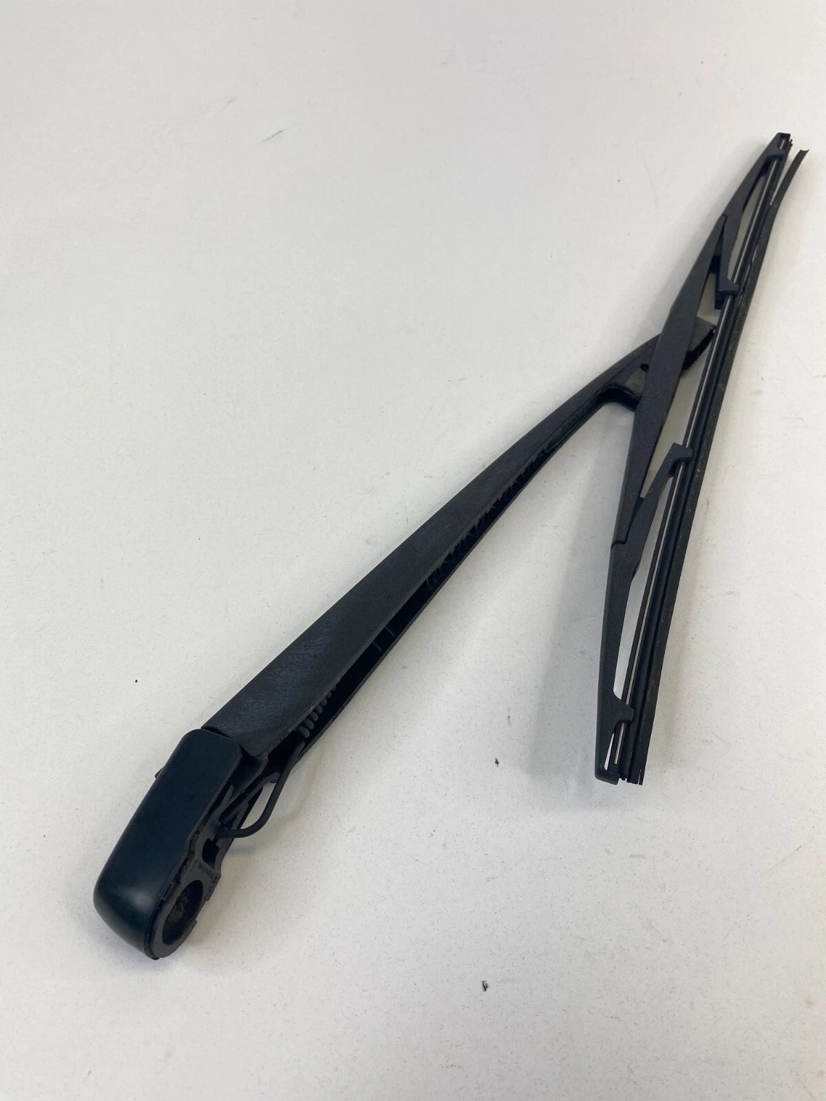 2010 2011 MISTUBISHI LANCER HATCHBACK REAR TAILGATE WINDOW WIPER ARM BLADE OEM