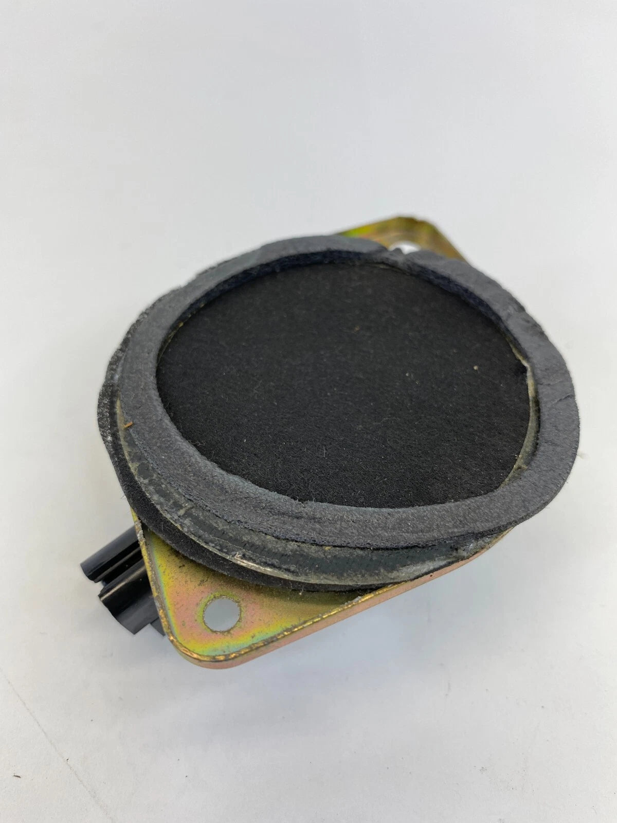 2000-2003 GMC YUKON CHEVROLET TAHOE REAR RIGHT CARGO SPEAKER AUDIO 15766179 OEM