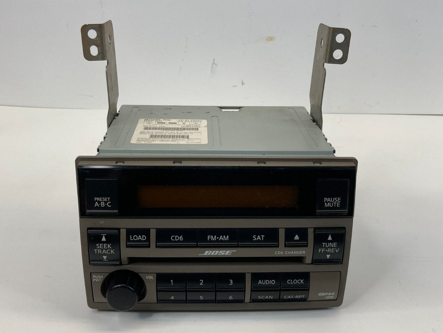 2005 2006 Nissan Altima Radio Receiver AM/FM 6 CD Changer Player 28185-ZB20C OEM