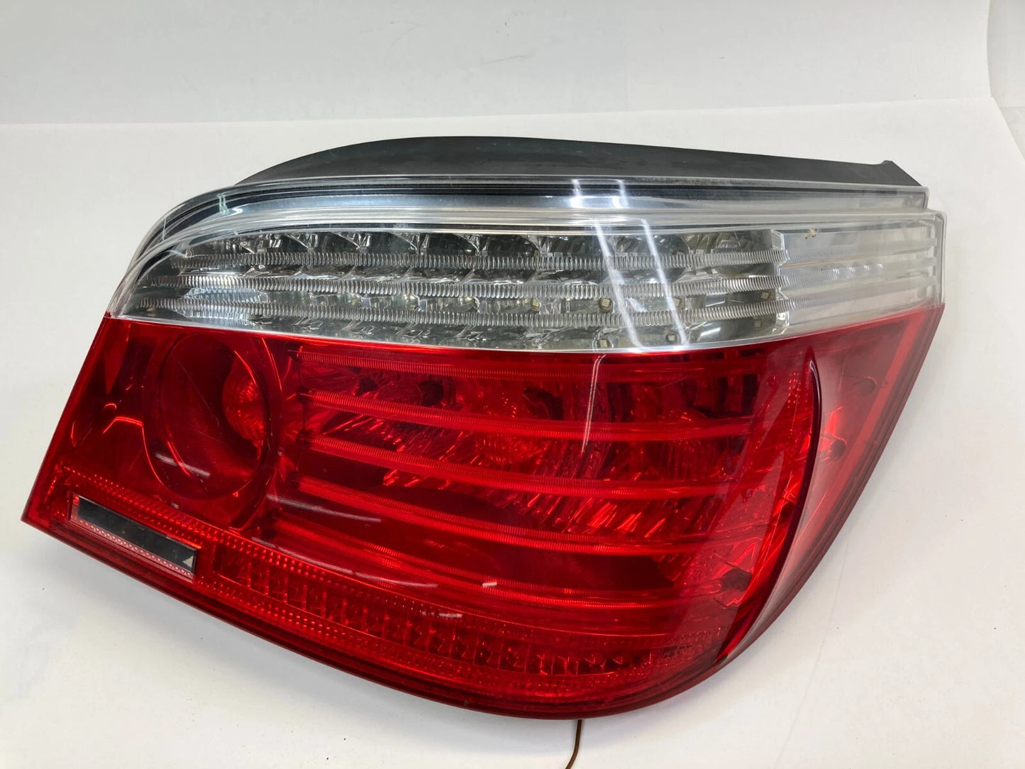 2008-2010 BMW 550i 528I 535I XDRIVE M5 REAR RIGHT SIDE TAILLIGHT TAIL LAMP ASSY