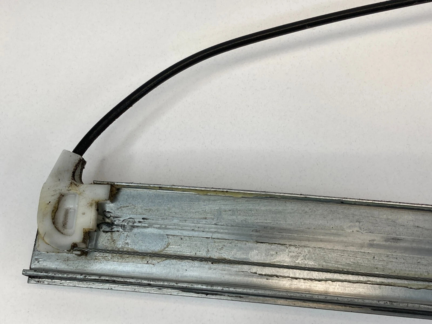 04-12 MITSUBISHI GALANT REAR LEFT DOOR WINDOW MOTOR & REGULATOR AY262100-1981