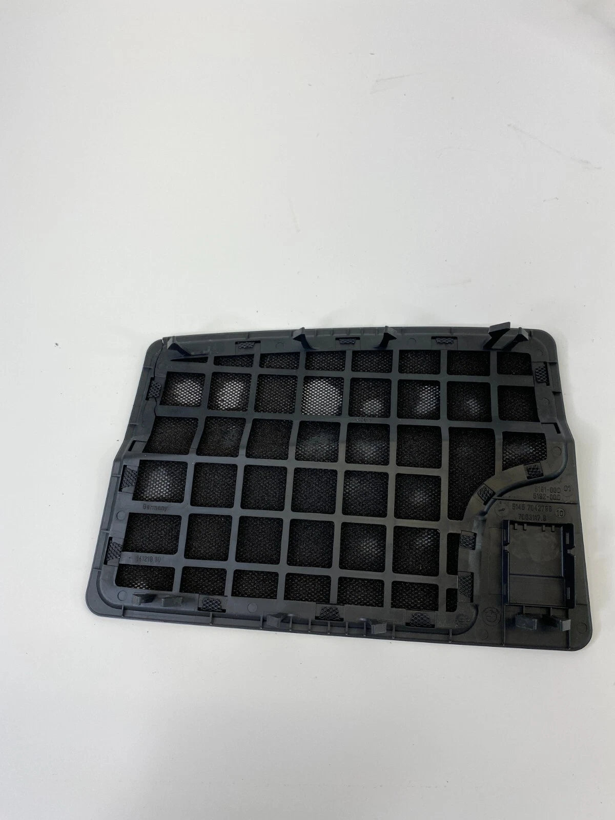 2009 2010 BMW 535I XDRIVE 08-10 535I DASH SPEAKER GRILLE COVER 51457042798 OEM