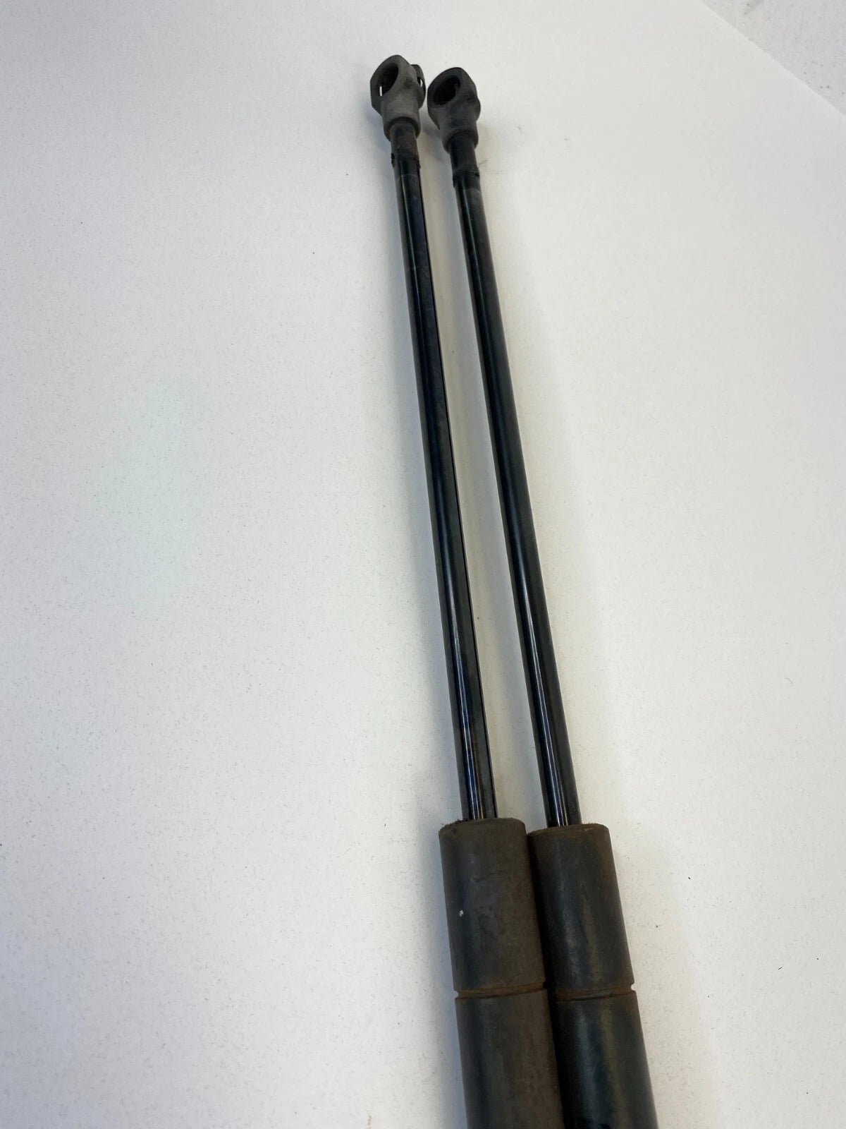 04-10 BMW X3 REAR TRUNK HATCH LIFT SUPPORT CYLINDER SHOCK STRUT SET 51243400379