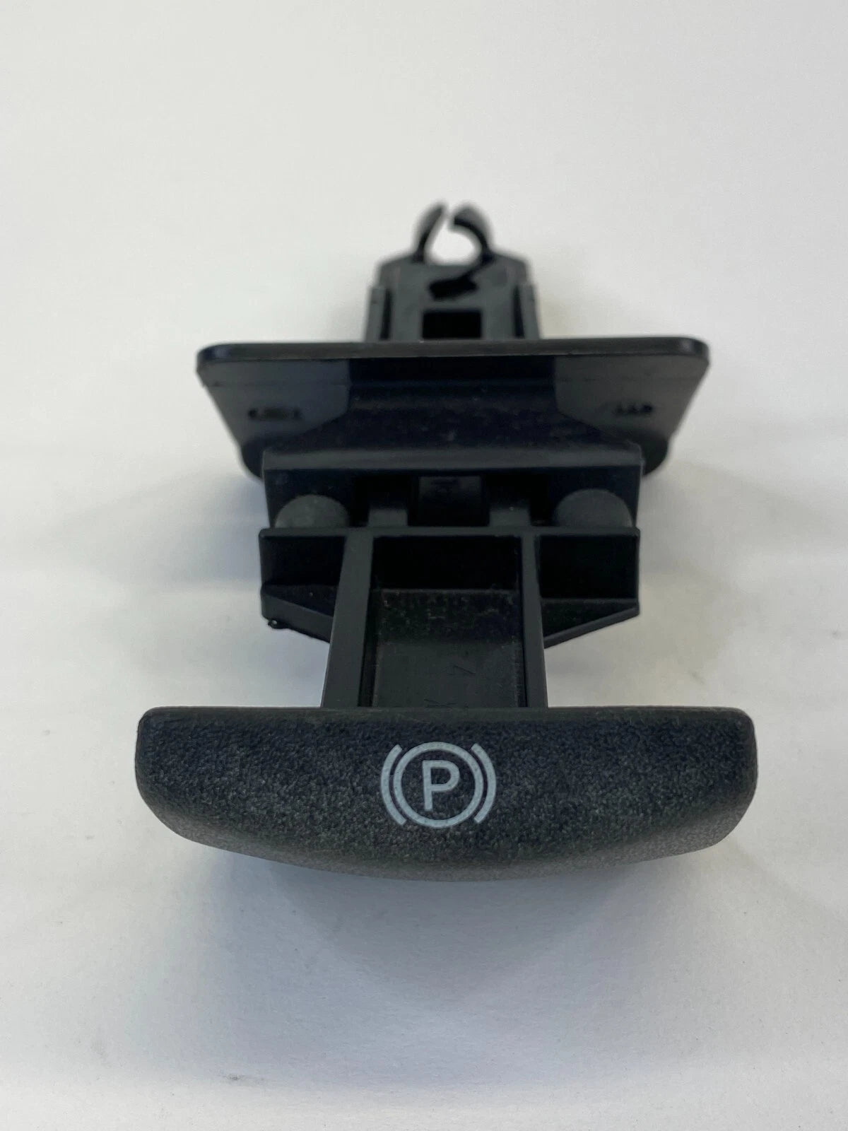 04-09 CADILLAC SRX EMERGENCY PARKING HAND BRAKE RELEASE HANDLE LEVER M7413X12