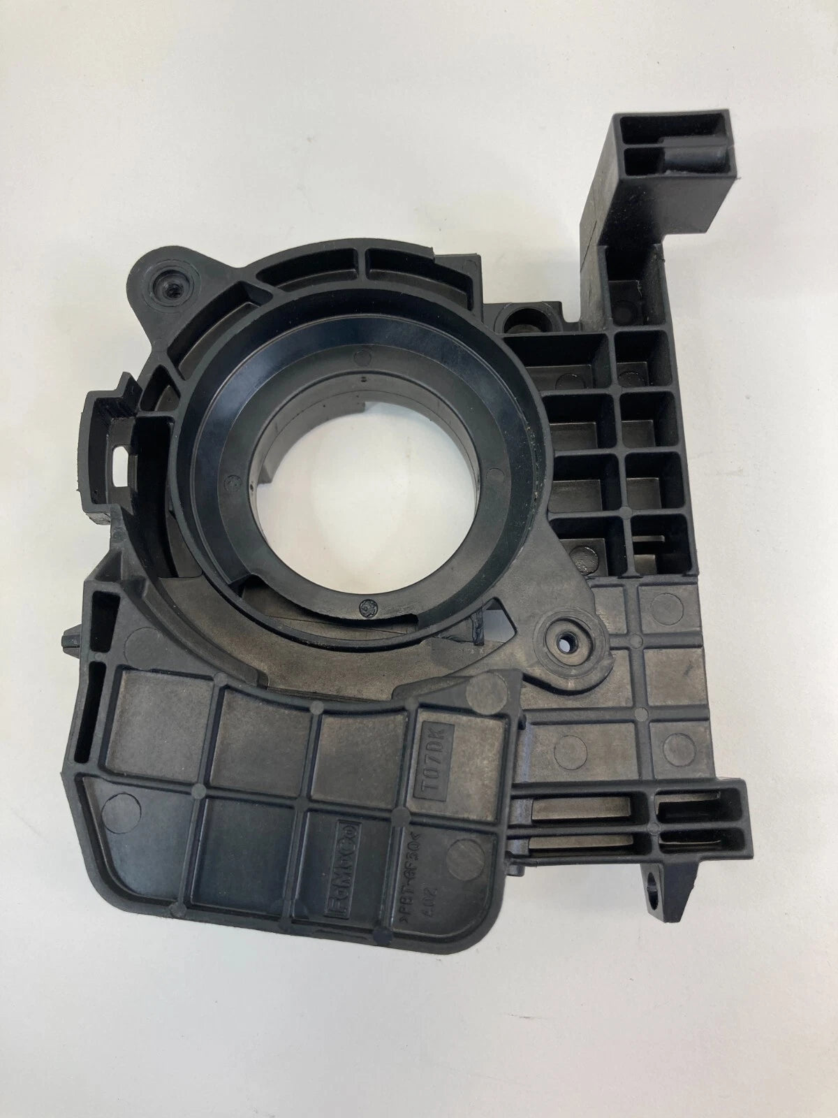 2008 2009 2010 2011 2012 FORD ESCAPE STEERING COLUMN SWITCH HOUSING MOUNT OEM